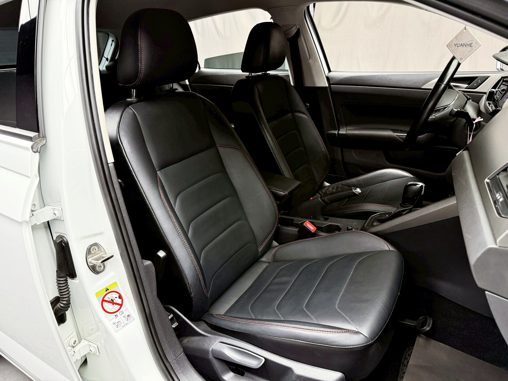 全台到府賞車 2020 Volkswagen Polo 230TSI Life『小李經理』元禾國際車業/中古車/促銷中  第11張相片