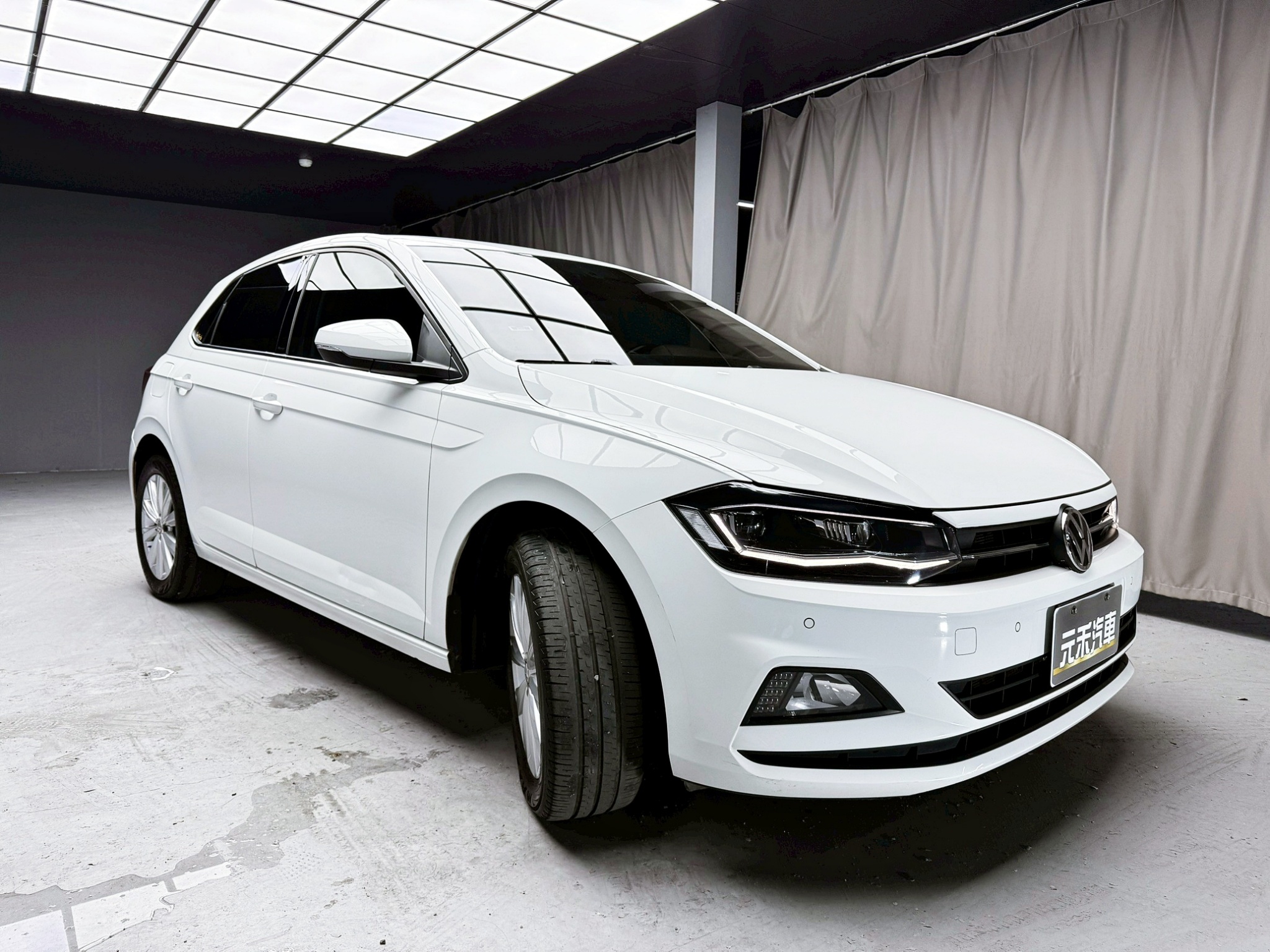 全台到府賞車 2020 Volkswagen Polo 230TSI Life『小李經理』元禾國際車業/中古車/促銷中  第18張相片