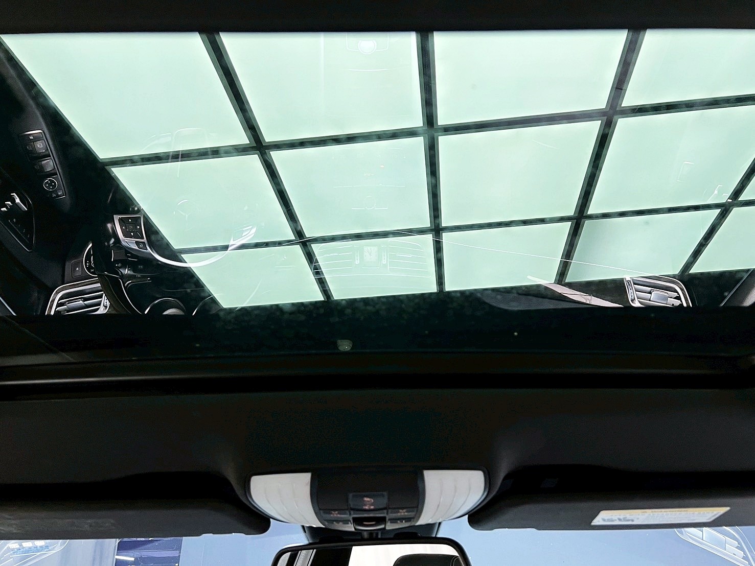 全台到府賞車 2014 Benz E350 Sedan Avantgarde W212型『小李經理』元禾國際車業/中古車/促銷中  第9張相片