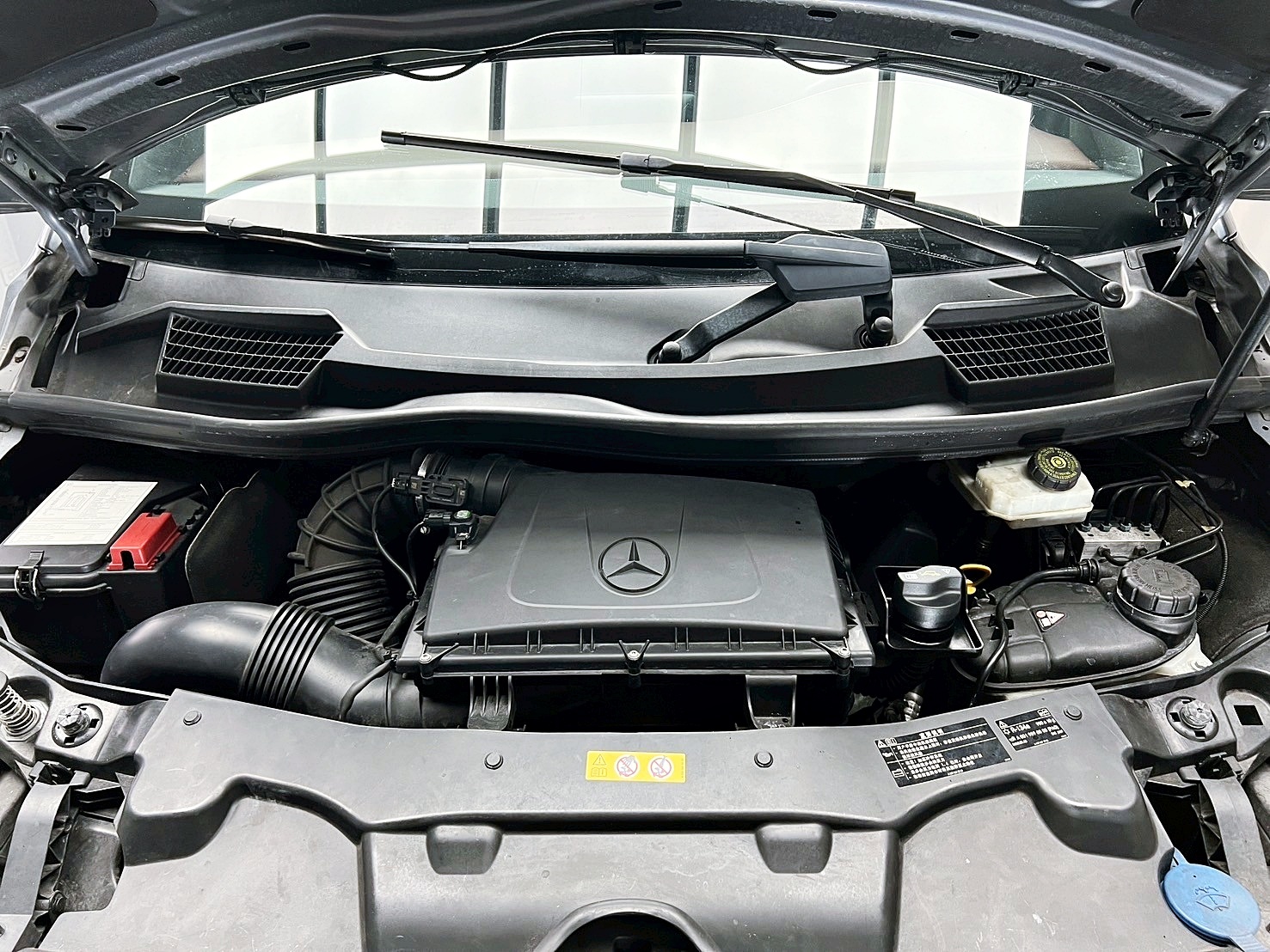 全台到府賞車 2015/16 Benz V250d Avantgarde W447型 七人座『小李經理』元禾國際車業/中古車/促銷中  第17張相片