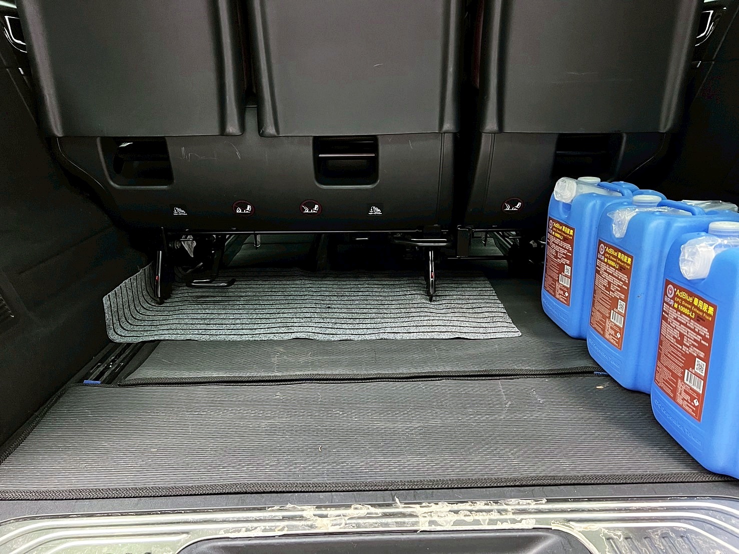 全台到府賞車 2015/16 Benz V250d Avantgarde W447型 七人座『小李經理』元禾國際車業/中古車/促銷中  第18張相片