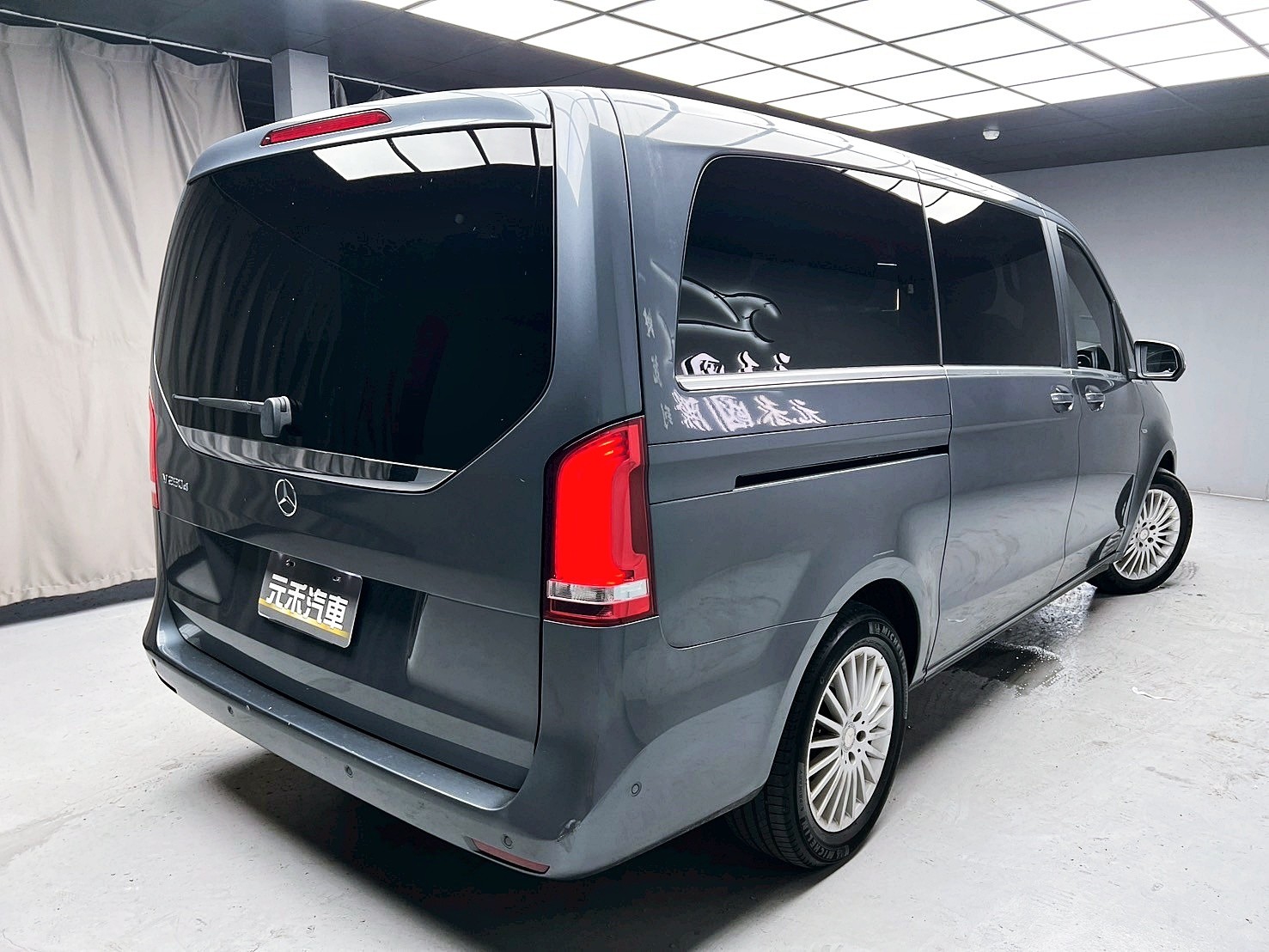 全台到府賞車 2015/16 Benz V250d Avantgarde W447型 七人座『小李經理』元禾國際車業/中古車/促銷中  第19張相片