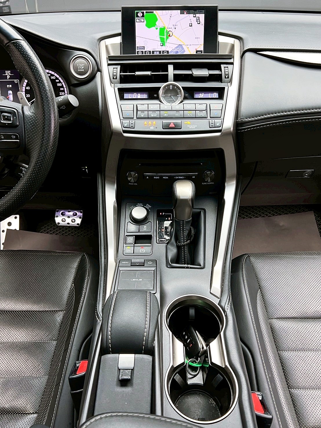 全台到府賞車 2015 Lexus NX200t AWD F-Sport 全景天窗版『小李經理』元禾國際車業/中古車/促銷中  第9張相片