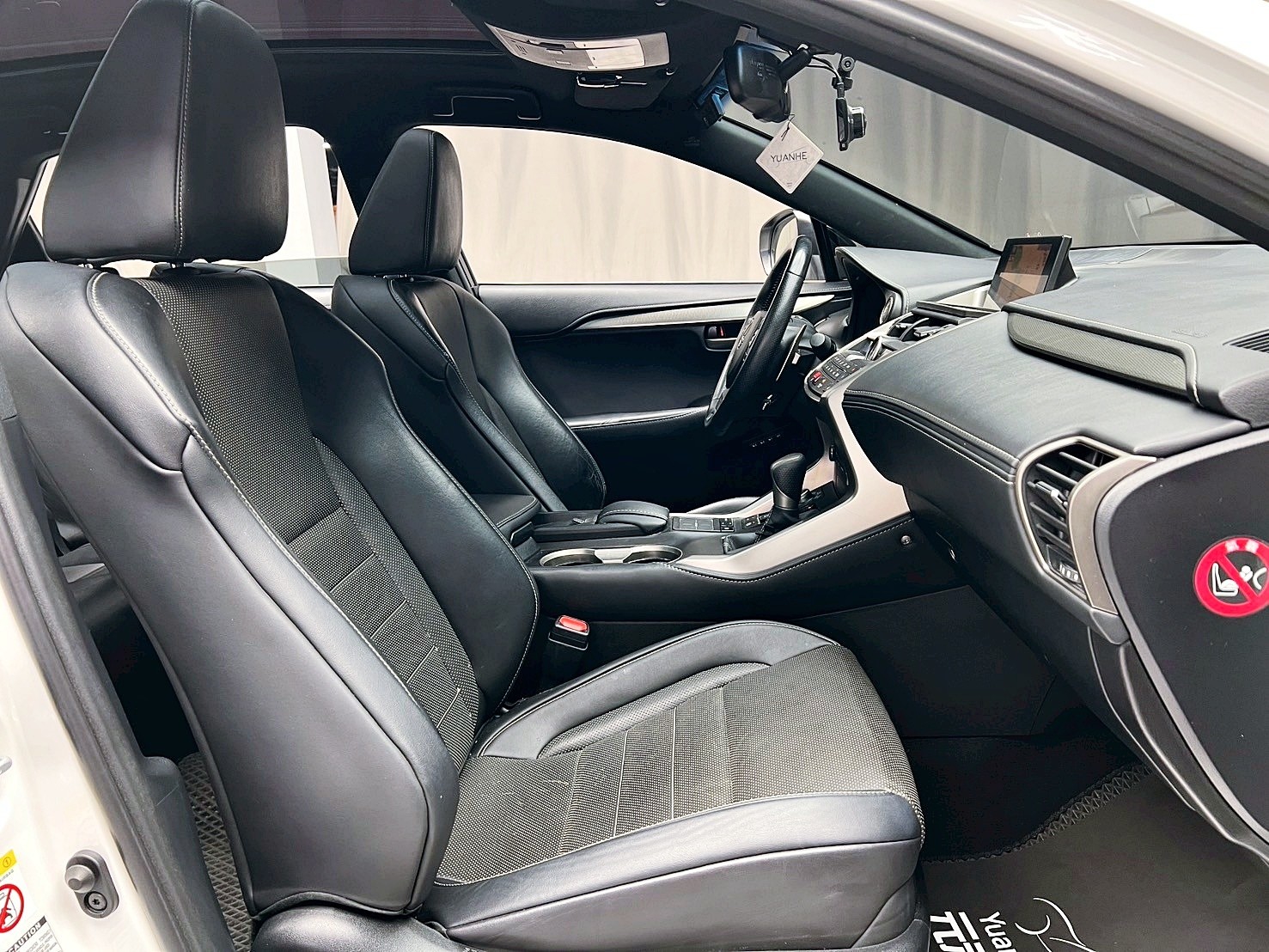全台到府賞車 2015 Lexus NX200t AWD F-Sport 全景天窗版『小李經理』元禾國際車業/中古車/促銷中  第11張相片