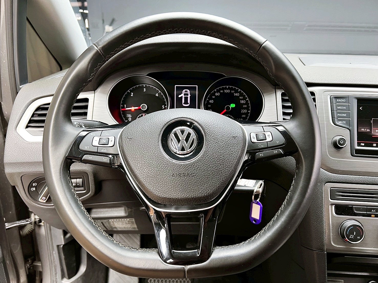 全台到府賞車 2015/16 福斯 Golf Sportsvan 280TDI Comfortline『小李經理』元禾國際車業/中古車/促銷中  第7張相片