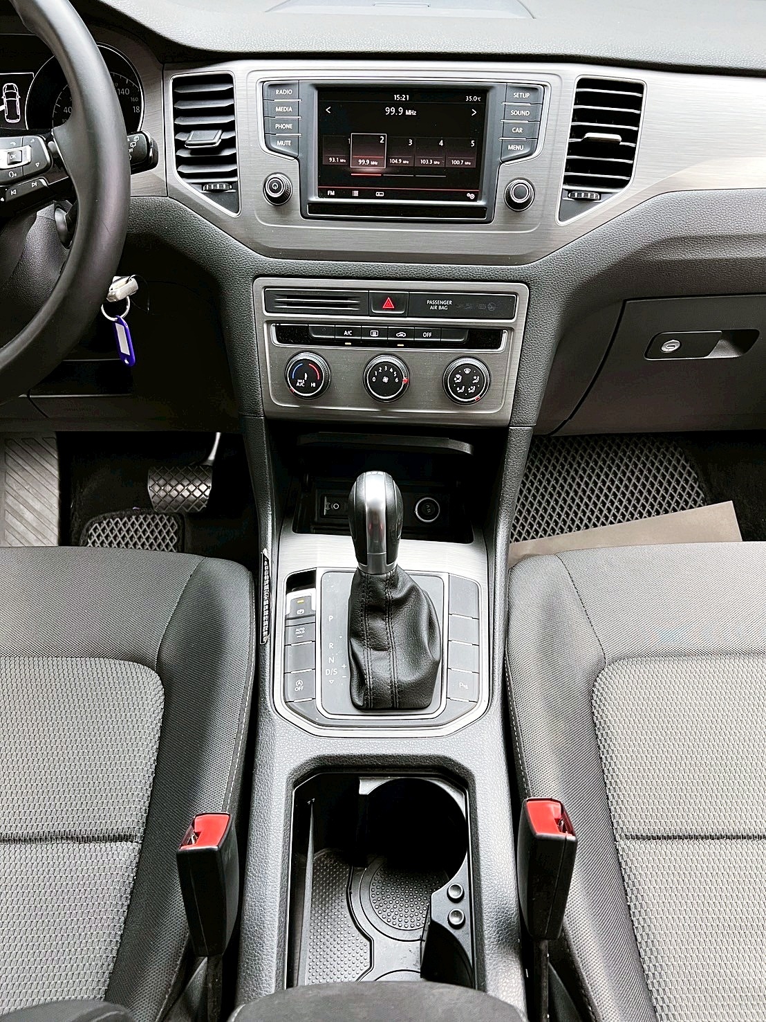 全台到府賞車 2015/16 福斯 Golf Sportsvan 280TDI Comfortline『小李經理』元禾國際車業/中古車/促銷中  第8張相片