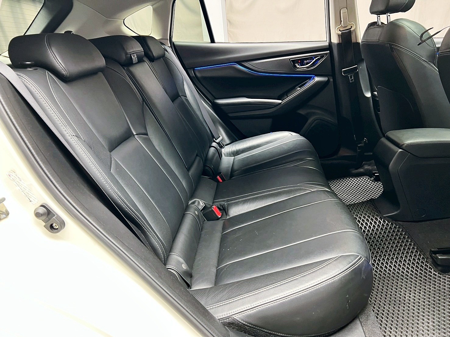 全台到府賞車 2017 Subaru Impreza 5D i-S『小李經理』元禾國際車業/中古車/促銷中  第12張相片