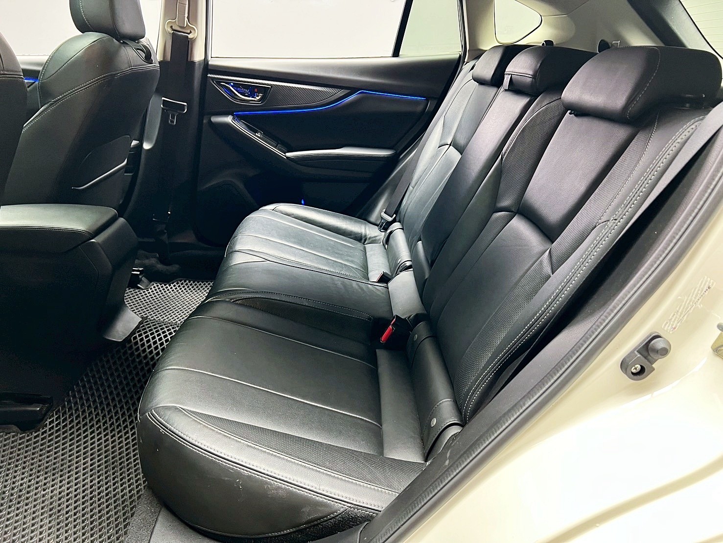 全台到府賞車 2017 Subaru Impreza 5D i-S『小李經理』元禾國際車業/中古車/促銷中  第14張相片