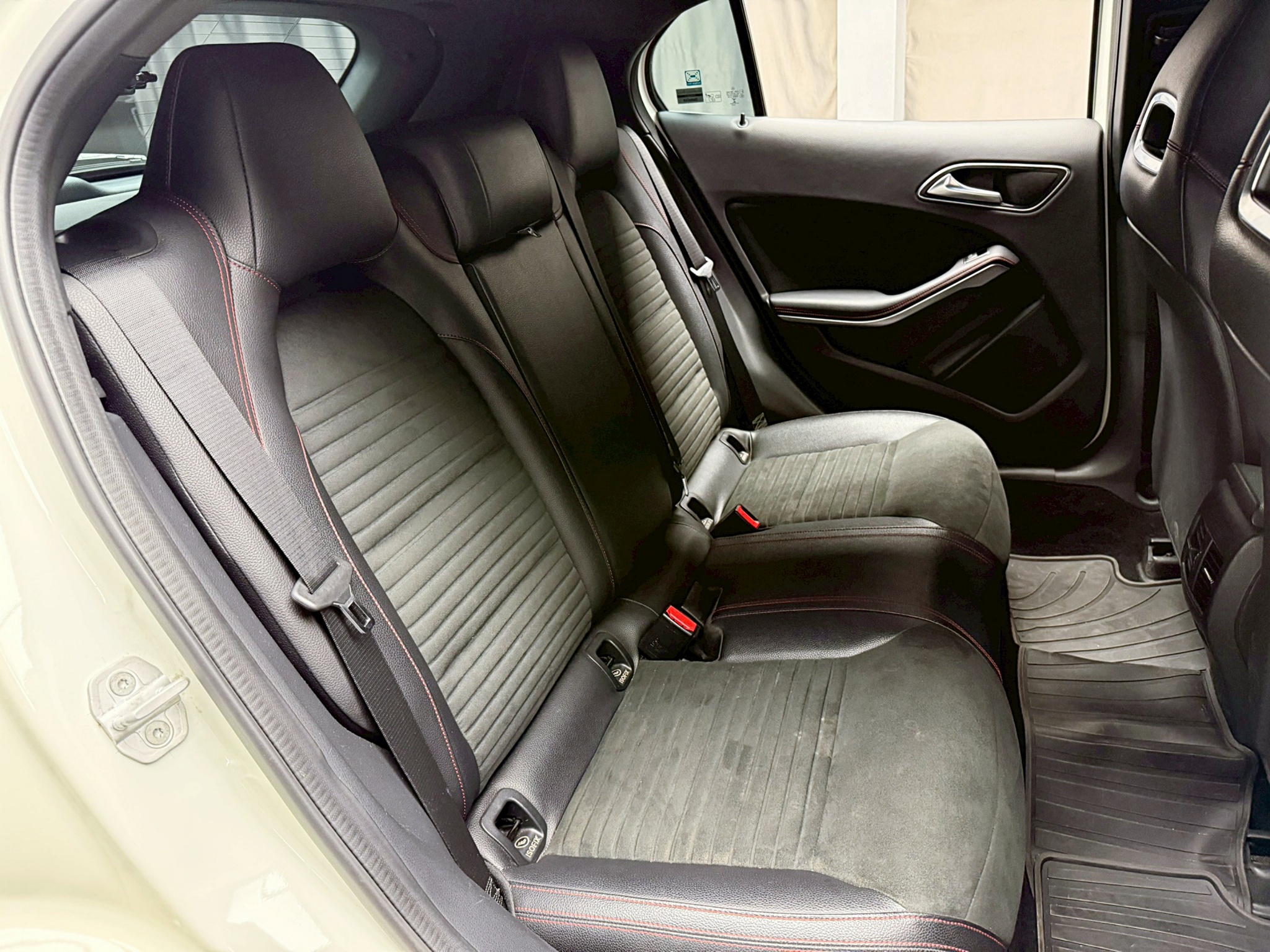 全台到府賞車 2017 Benz GLA180 運動版 X156型『小李經理』元禾國際車業/中古車/促銷中  第8張相片