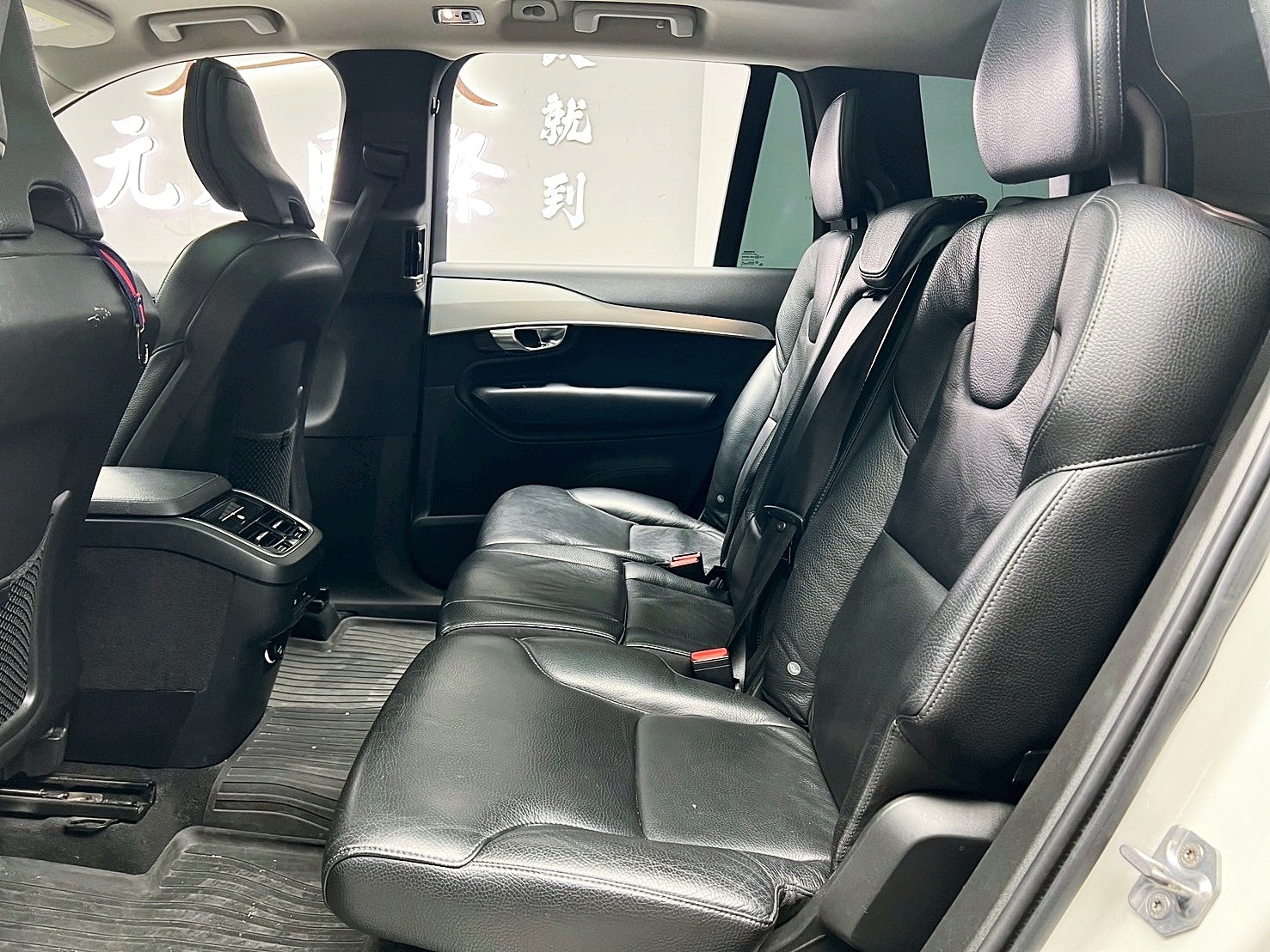 全台到府賞車 2019 Volvo XC90 T5 Momentum 七人座『小李經理』元禾國際車業/中古車/促銷中  第15張相片