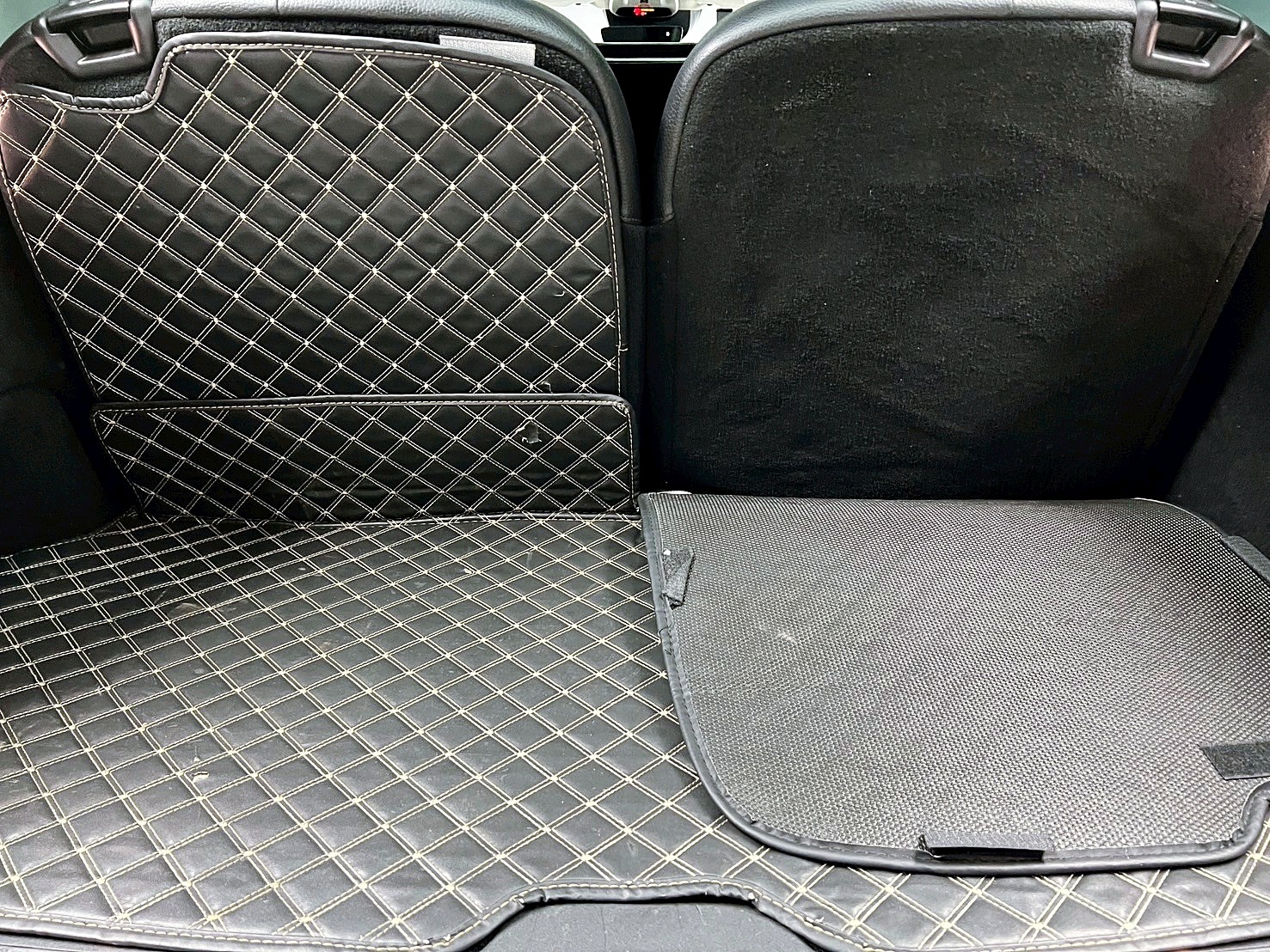 全台到府賞車 2019 Volvo XC90 T5 Momentum 七人座『小李經理』元禾國際車業/中古車/促銷中  第17張相片