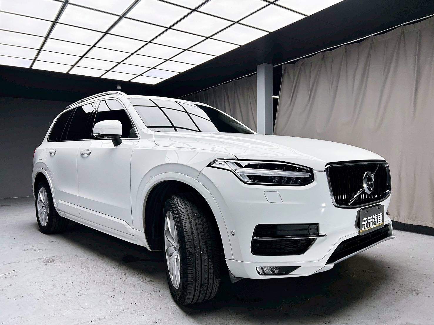 全台到府賞車 2019 Volvo XC90 T5 Momentum 七人座『小李經理』元禾國際車業/中古車/促銷中  第19張相片