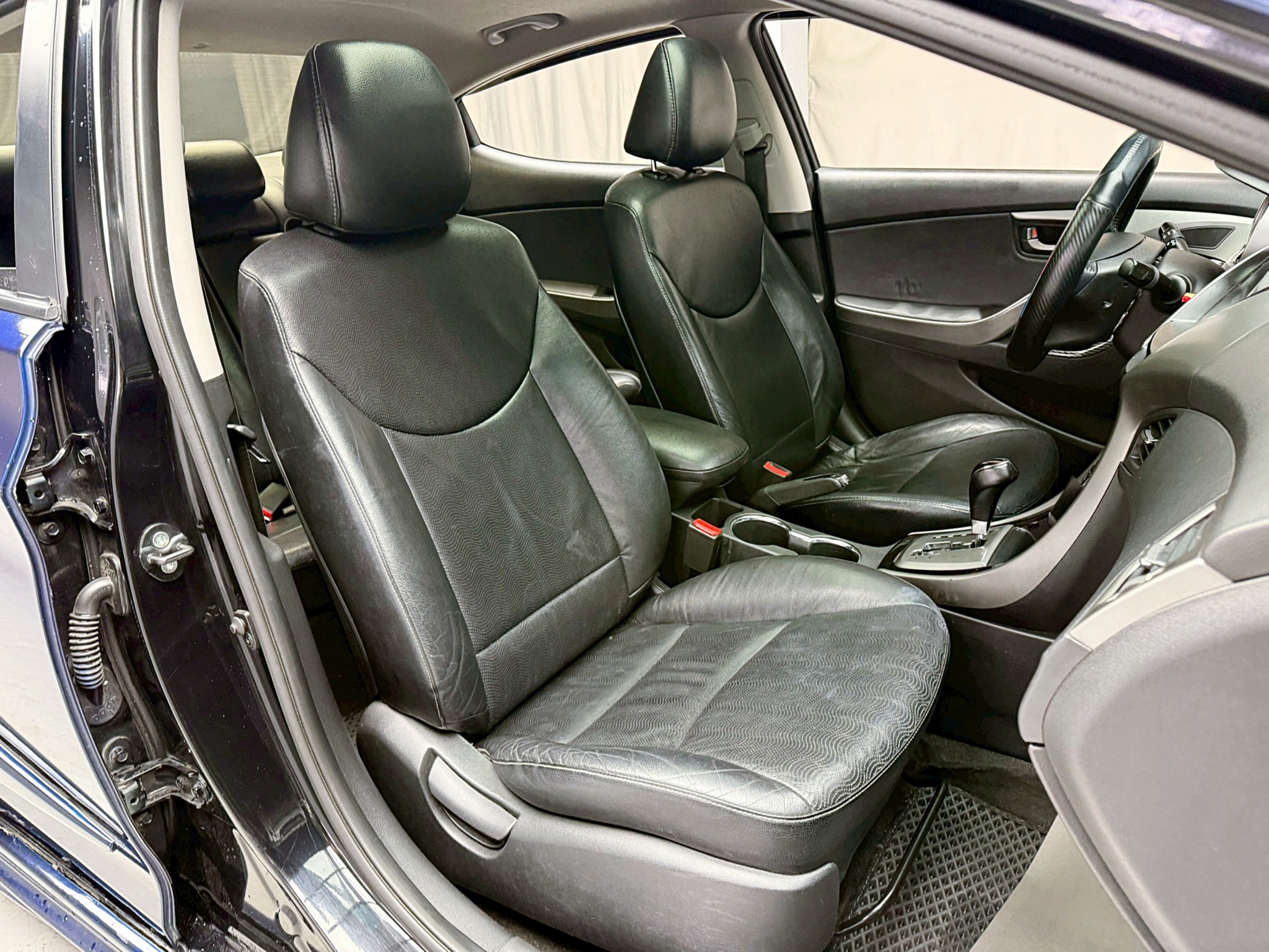 全台到府賞車 2013 Hyundai Elantra GLS 旗艦型『小李經理』元禾國際車業/中古車/促銷中  第15張相片