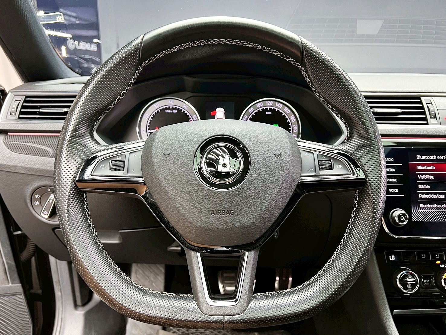 全台到府賞車 2017/18 Skoda Superb Sedan TSI Sportline『小李經理』元禾國際車業/中古車/促銷中  第7張相片