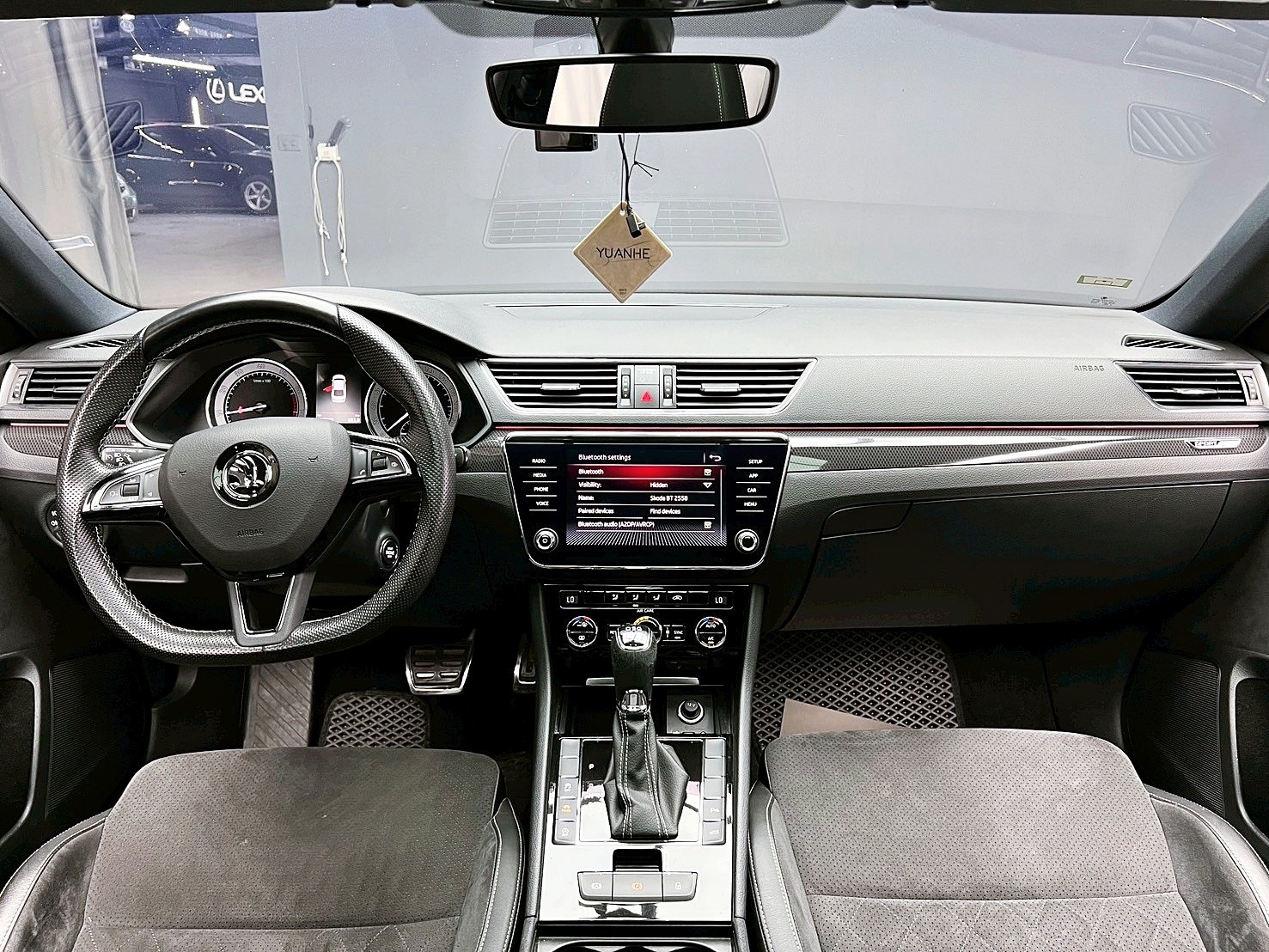 全台到府賞車 2017/18 Skoda Superb Sedan TSI Sportline『小李經理』元禾國際車業/中古車/促銷中  第10張相片