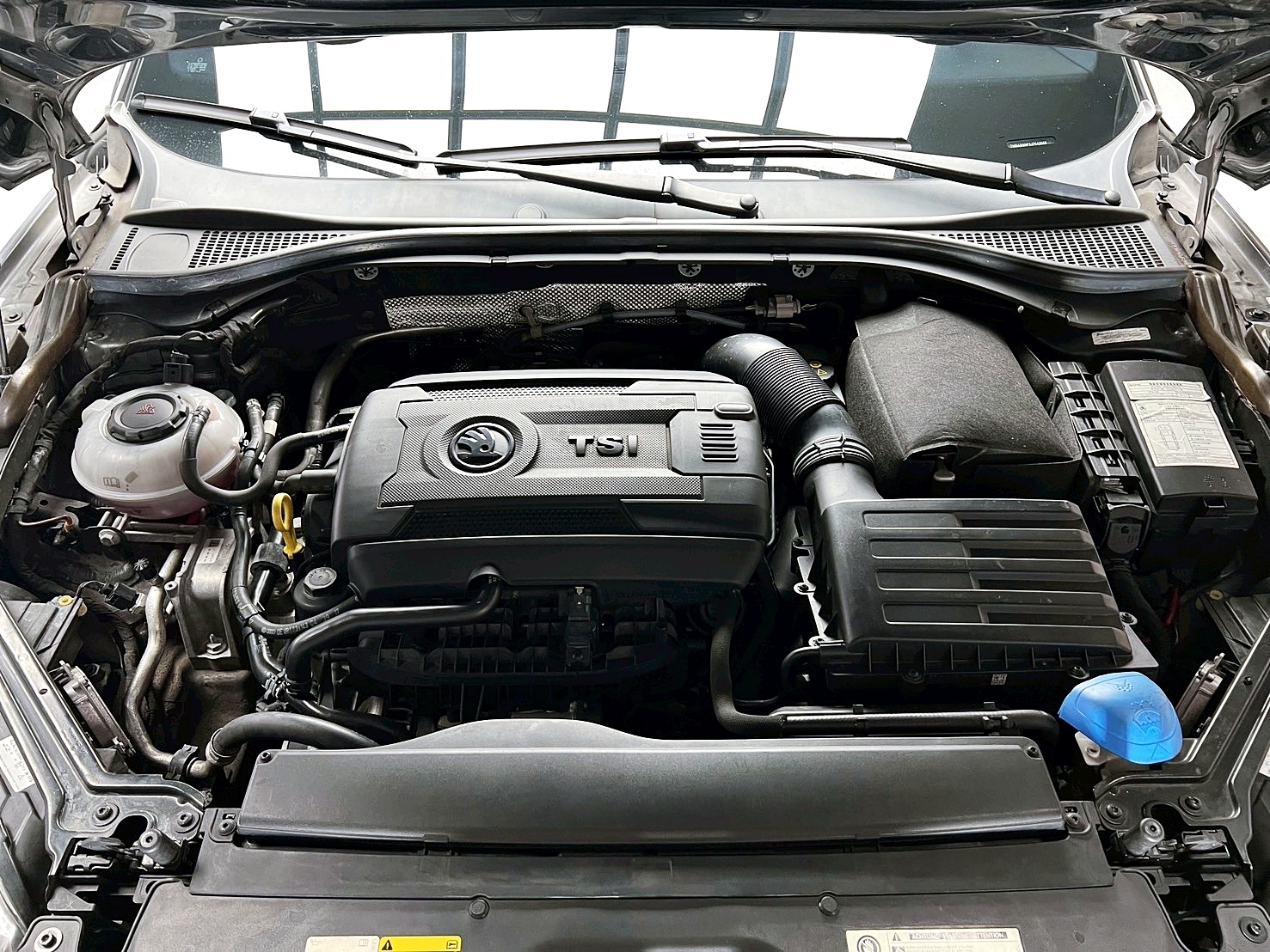 全台到府賞車 2017/18 Skoda Superb Sedan TSI Sportline『小李經理』元禾國際車業/中古車/促銷中  第16張相片