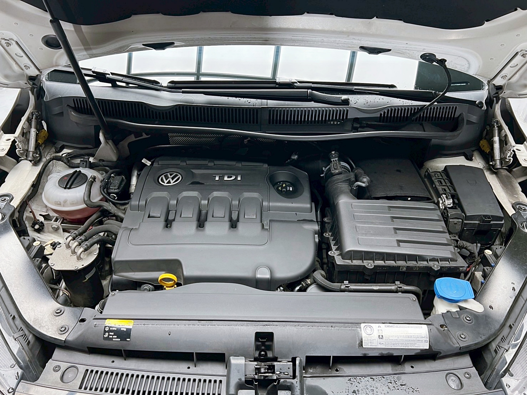 全台到府賞車 2015/16 Volkswagen Touran 280TDI Comfortline 七人座『小李經理』元禾國際車業/中古車/促銷中  第16張相片