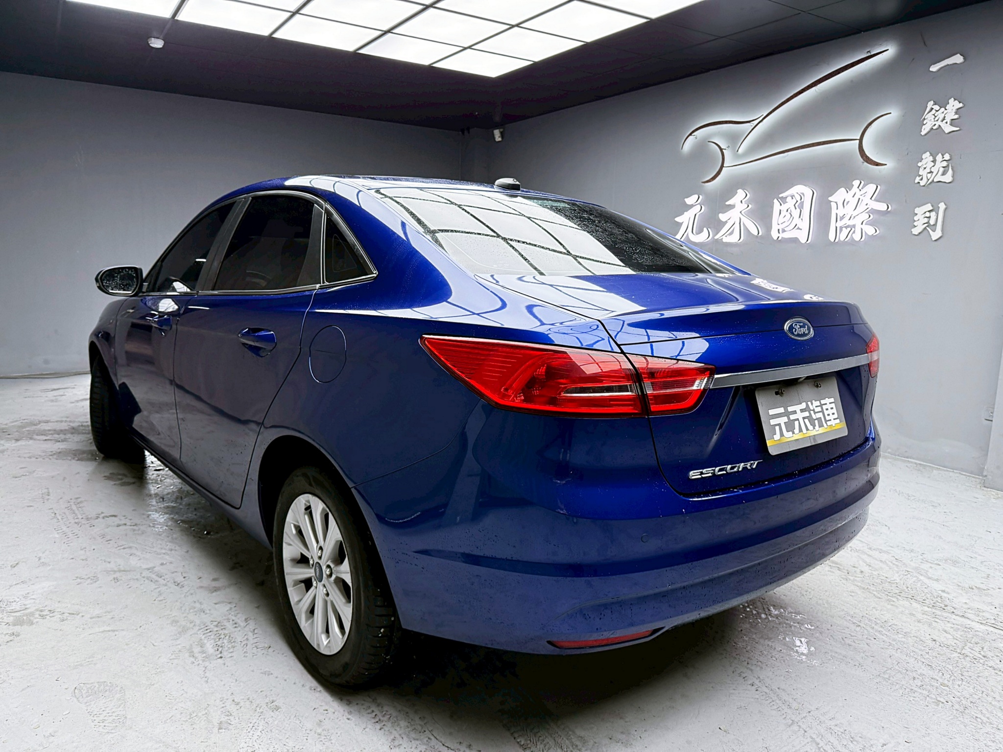 全台到府賞車 2019 Ford Escort 時尚型『小李經理』元禾國際車業/中古車/促銷中  第3張相片