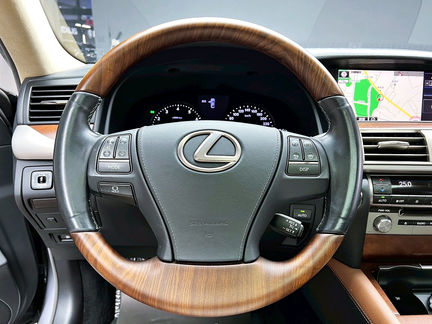 全台到府賞車 2015 Lexus LS460L 頂級版『小李經理』元禾國際車業/中古車/促銷中  第7張相片