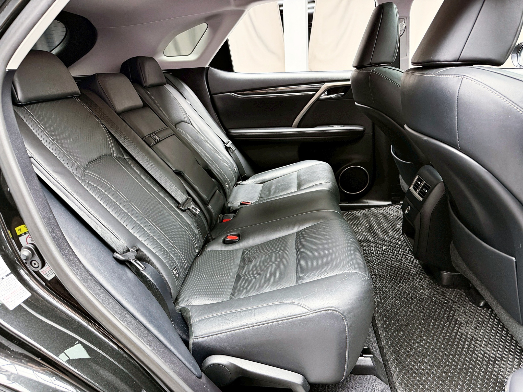 全台到府賞車 2018/19 Lexus RX300 頂級版『小李經理』元禾國際車業/中古車/促銷中  第14張相片