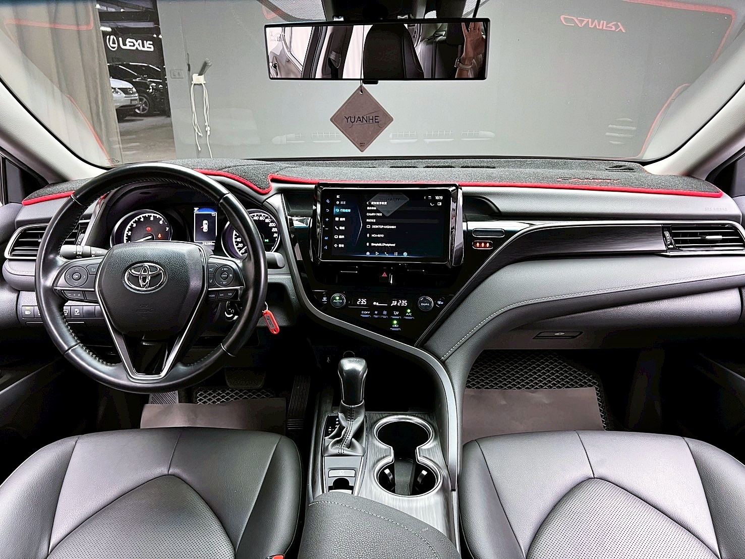 全台到府賞車 2021 Toyota Camry 豪華版『小李經理』元禾國際車業/中古車/促銷中  第9張相片