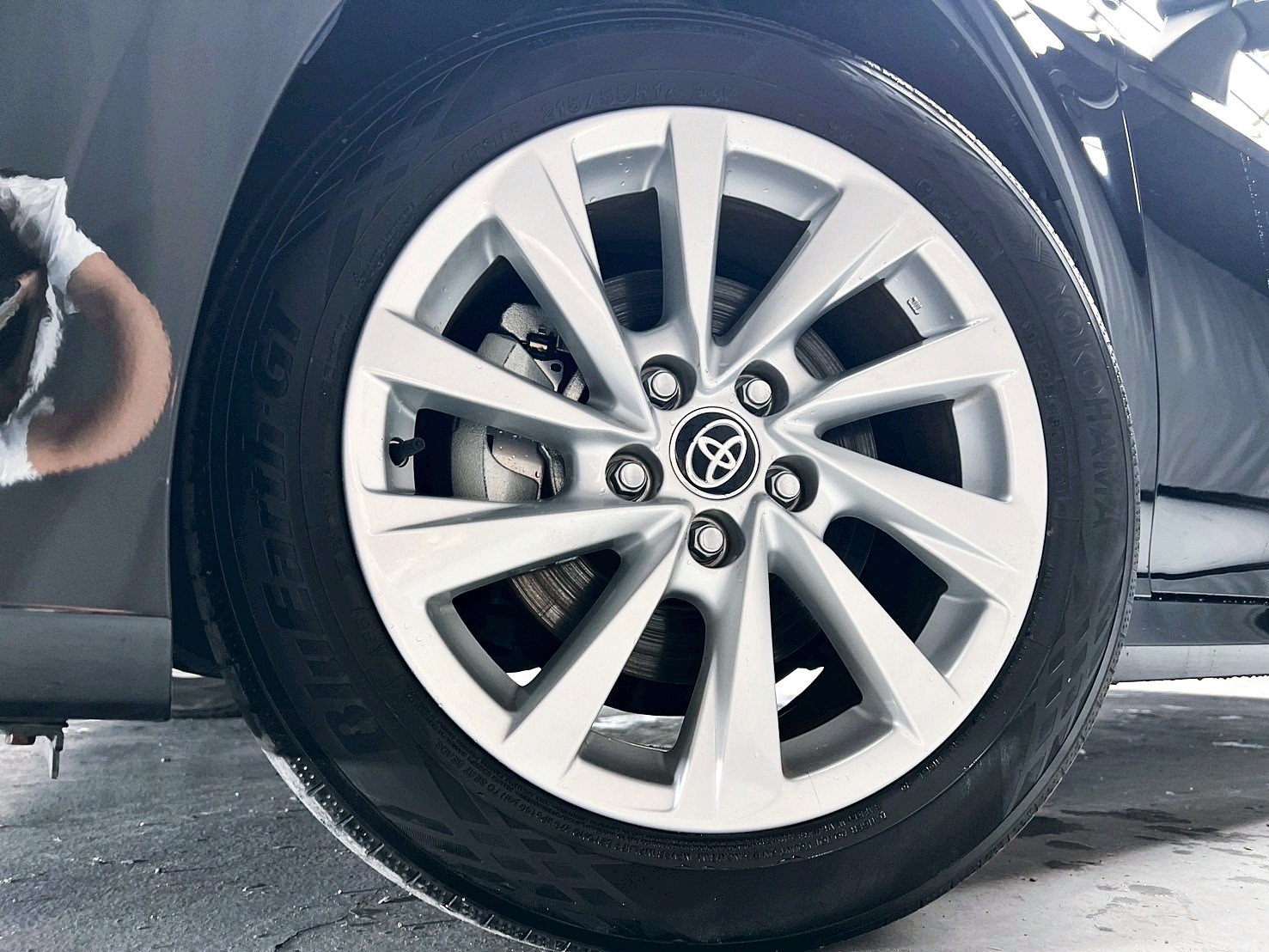 全台到府賞車 2021 Toyota Camry 豪華版『小李經理』元禾國際車業/中古車/促銷中  第15張相片