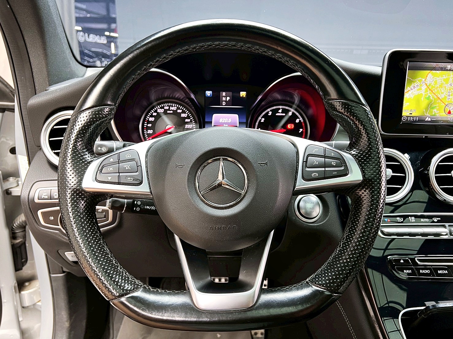 全台到府賞車 2016/17 Benz GLC250 4MATIC AMG Line X253型『小李經理』元禾國際車業/中古車/促銷中  第7張相片