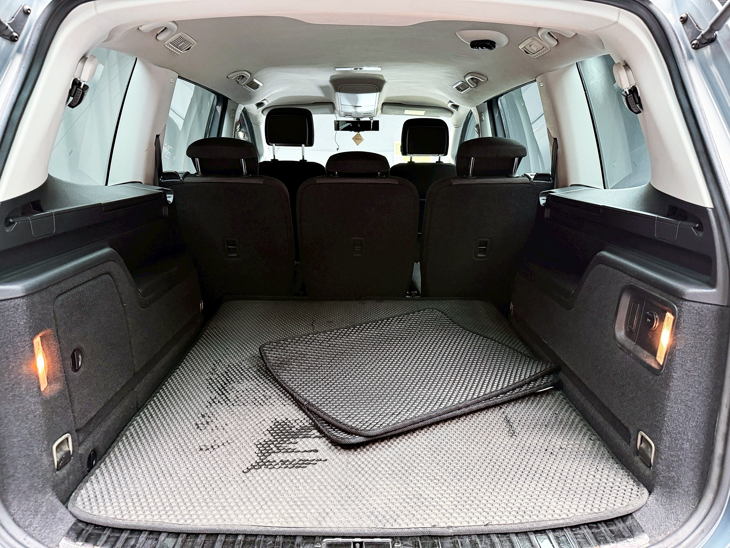 全台到府賞車 2014/15 Volkswagen Sharan TDI BMT Comfortine 七人座『小李經理』元禾國際車業/中古車/促銷中  第17張相片