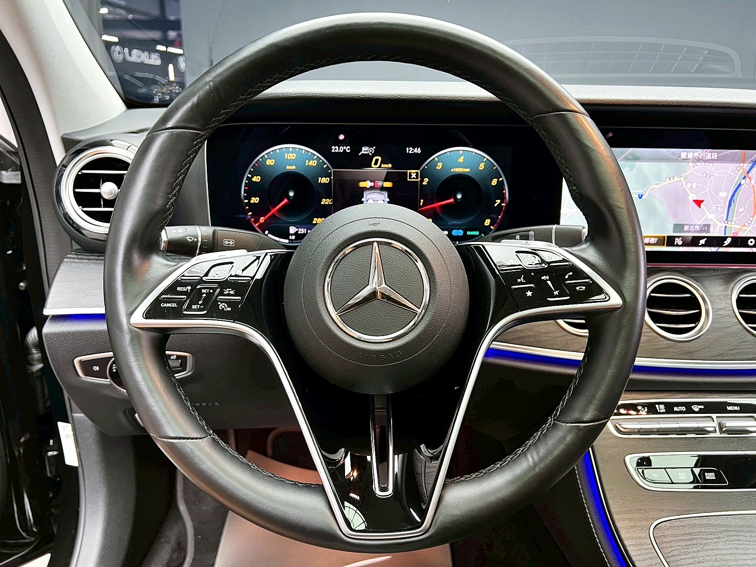 全台到府賞車 2021 Benz E300 Sedan Exclusive W213型『小李經理』元禾國際車業/中古車/促銷中  第8張相片