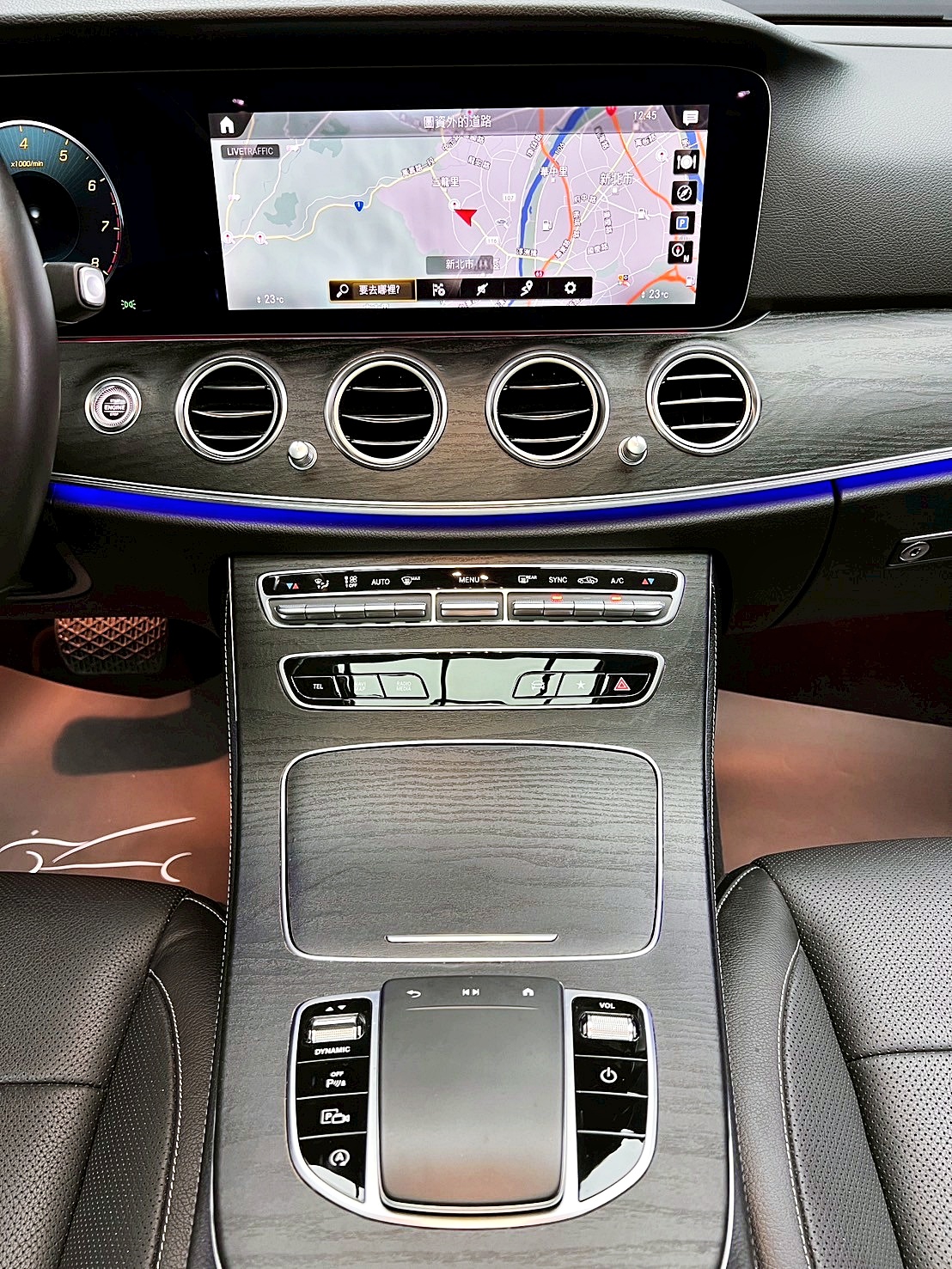 全台到府賞車 2021 Benz E300 Sedan Exclusive W213型『小李經理』元禾國際車業/中古車/促銷中  第9張相片