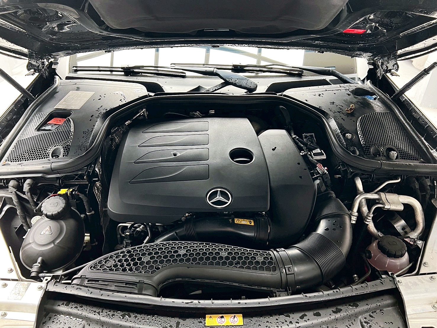 全台到府賞車 2021 Benz E300 Sedan Exclusive W213型『小李經理』元禾國際車業/中古車/促銷中  第20張相片