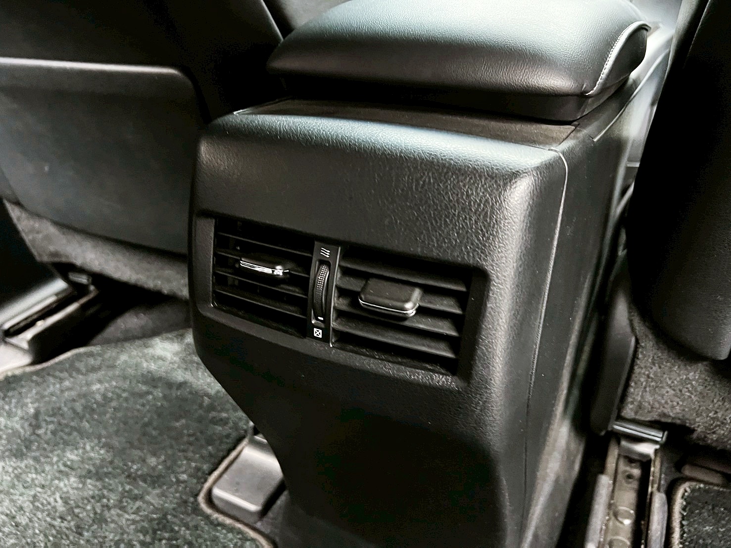 全台到府賞車 2012 Lexus RX270 豪華版『小李經理』元禾國際車業/中古車/促銷中  第12張相片