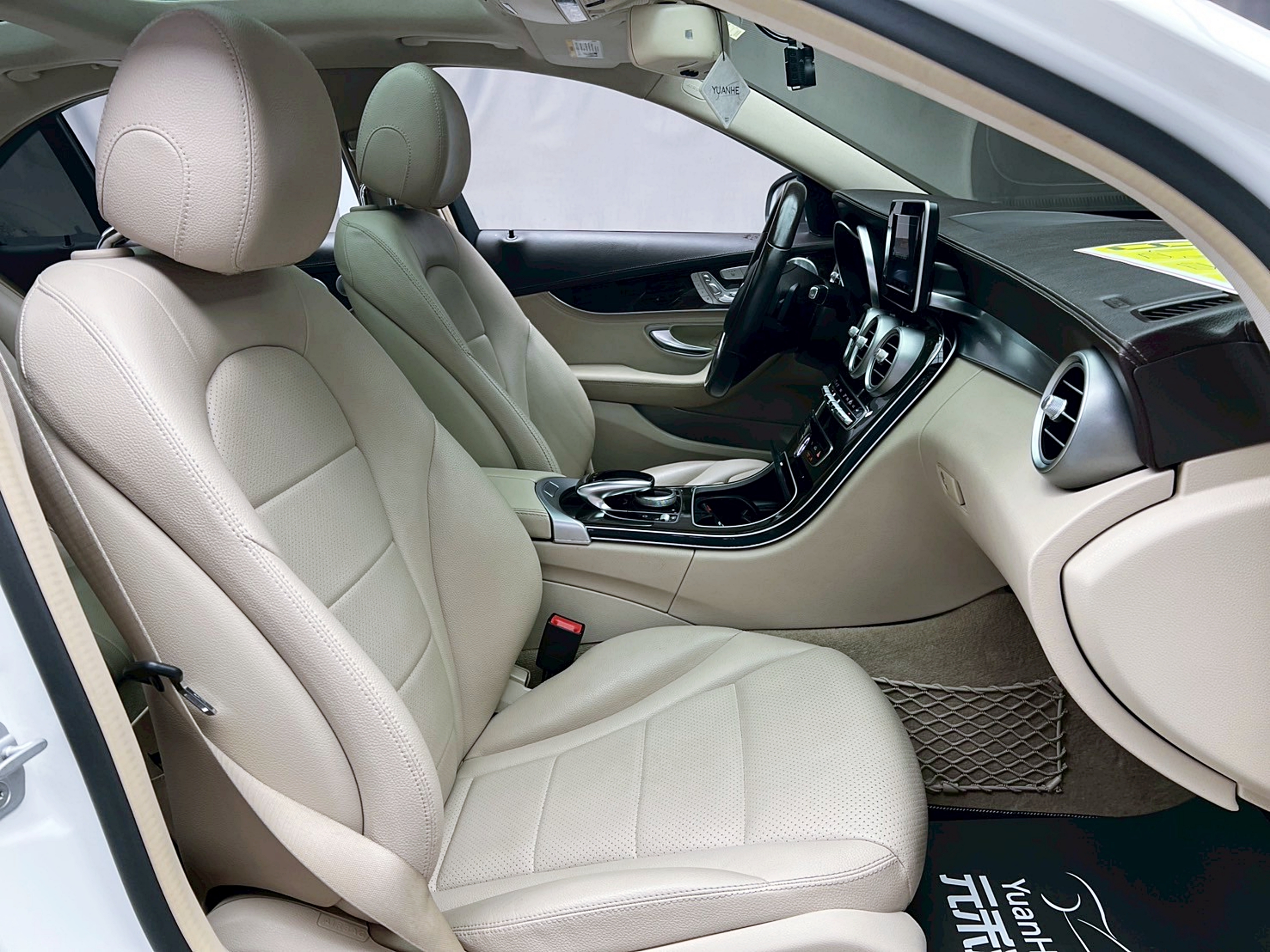 全台到府賞車 2015 Benz C300 Sedan Exclusive W205型『小李經理』元禾國際車業/中古車/促銷中  第11張相片