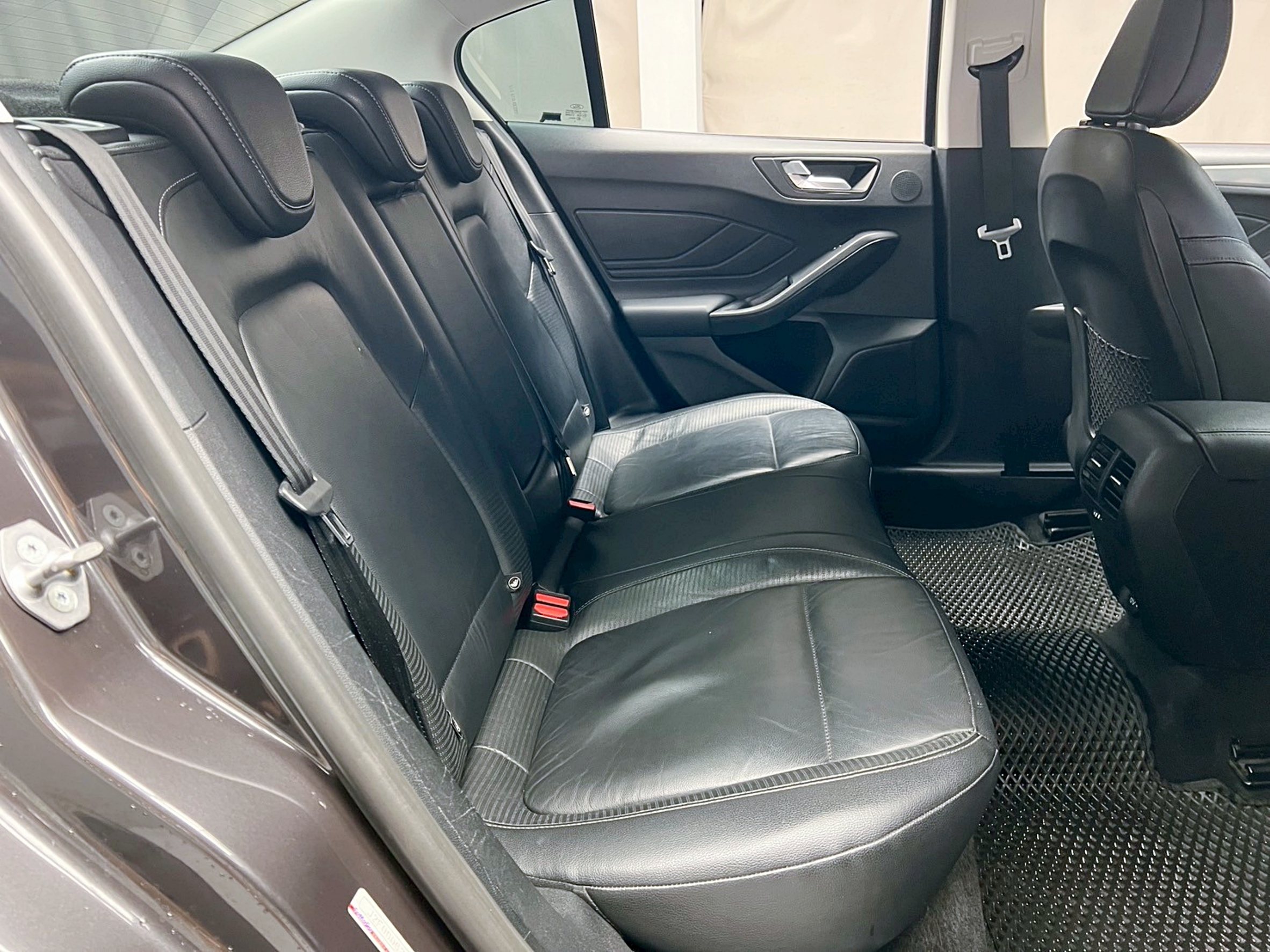 全台到府賞車 2019 Ford Focus 4D EcoBoost 182匹 旗艦型『小李經理』元禾國際車業/中古車/促銷中  第12張相片