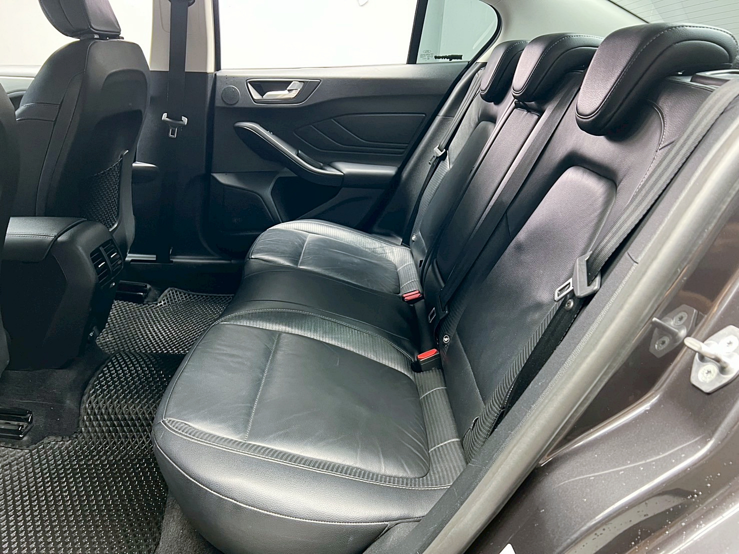 全台到府賞車 2019 Ford Focus 4D EcoBoost 182匹 旗艦型『小李經理』元禾國際車業/中古車/促銷中  第14張相片