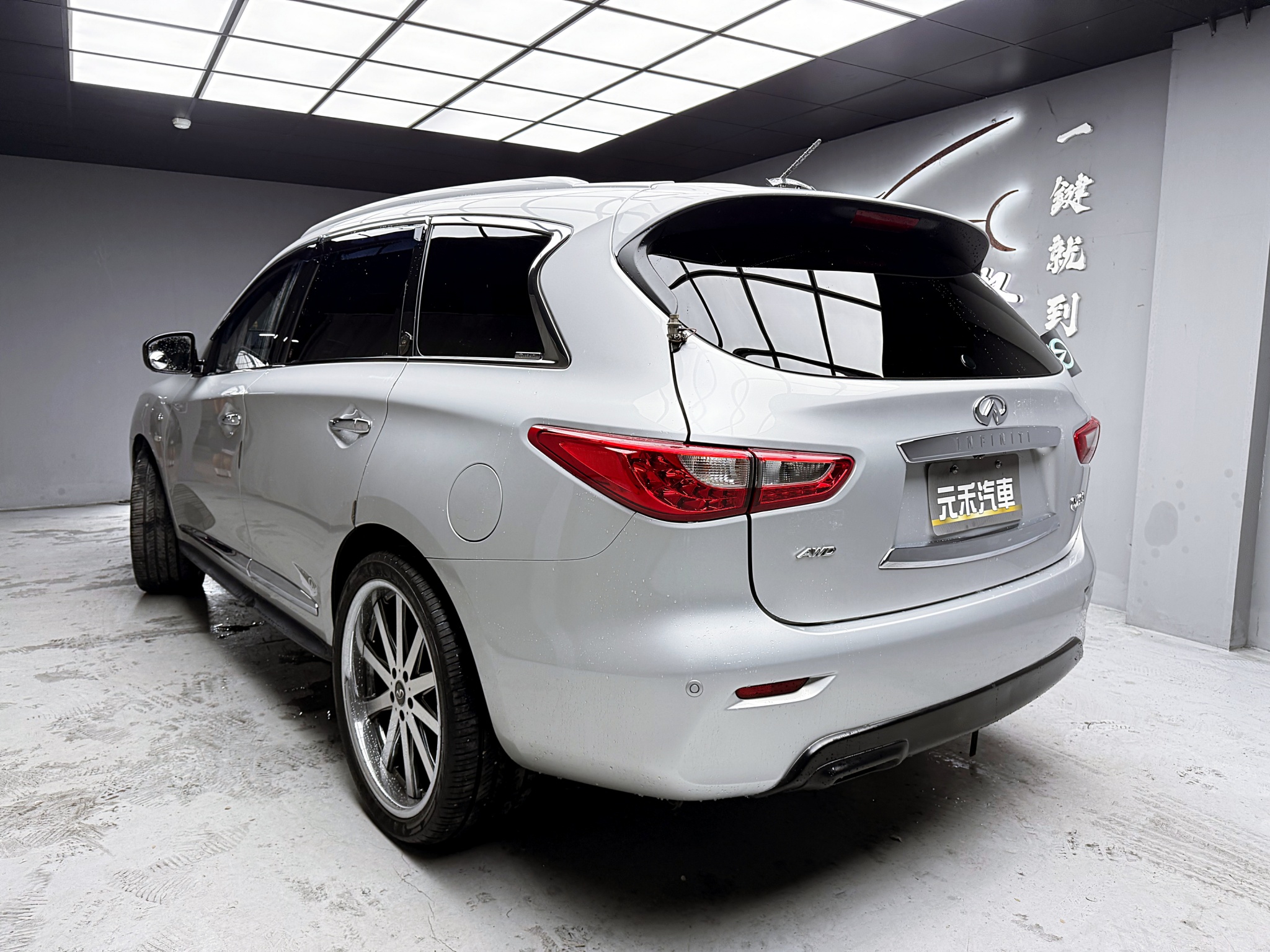 全台到府賞車 2013/14 Infiniti QX60 V6豪華款『小李經理』元禾國際車業/中古車/促銷中  第3張相片