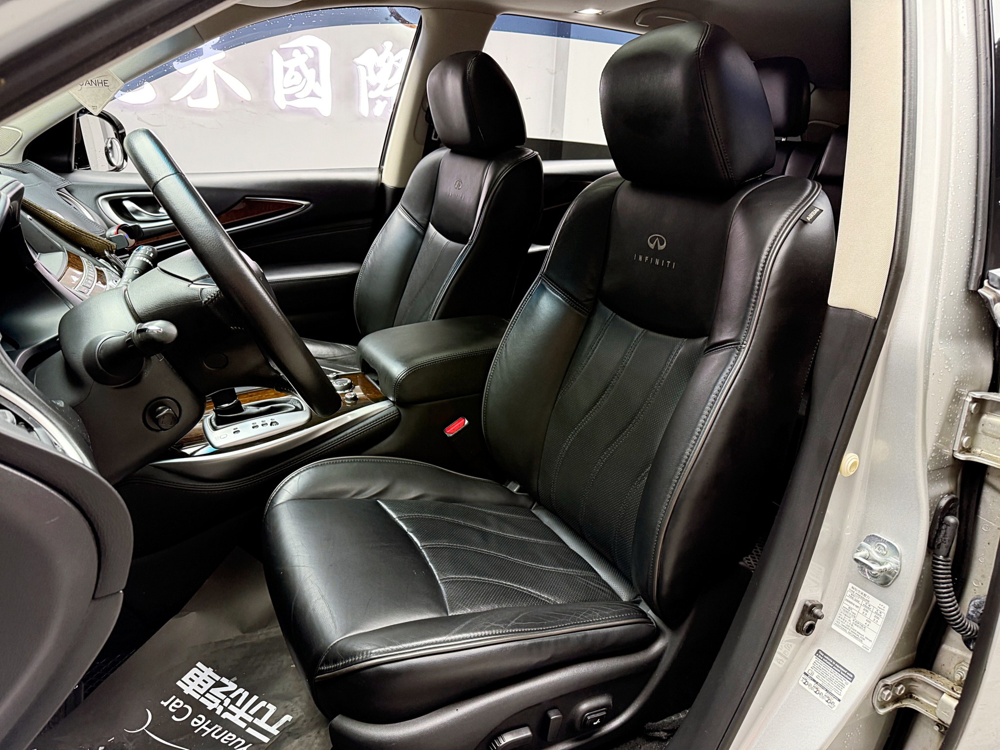 全台到府賞車 2013/14 Infiniti QX60 V6豪華款『小李經理』元禾國際車業/中古車/促銷中  第11張相片