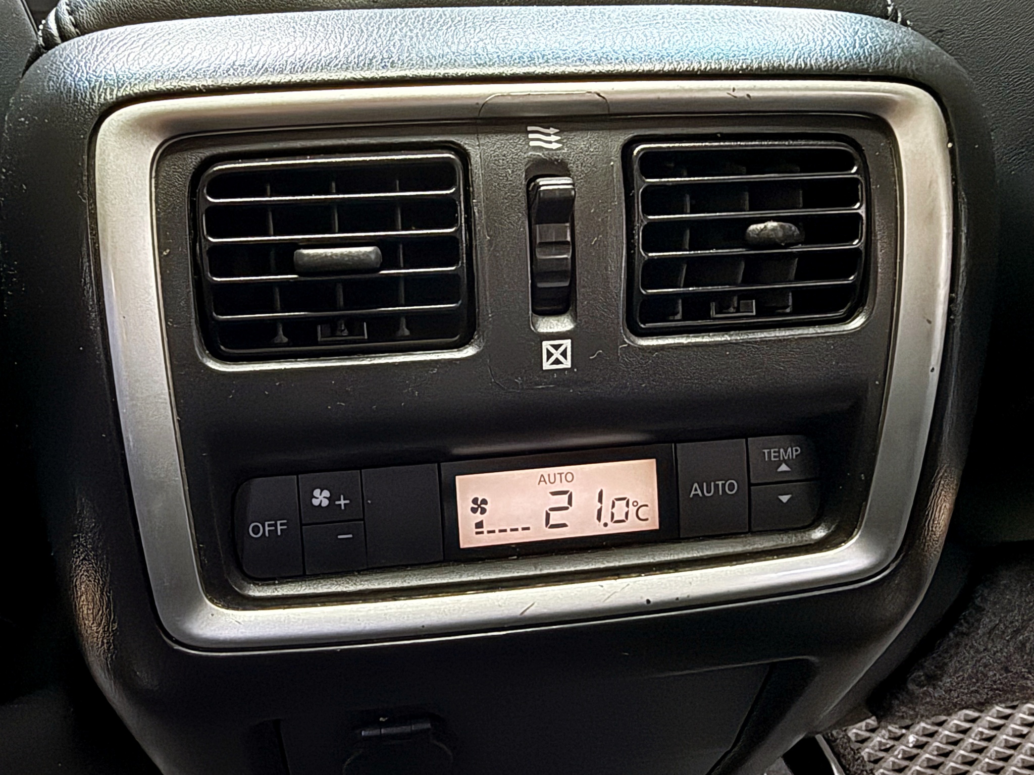 全台到府賞車 2013/14 Infiniti QX60 V6豪華款『小李經理』元禾國際車業/中古車/促銷中  第16張相片