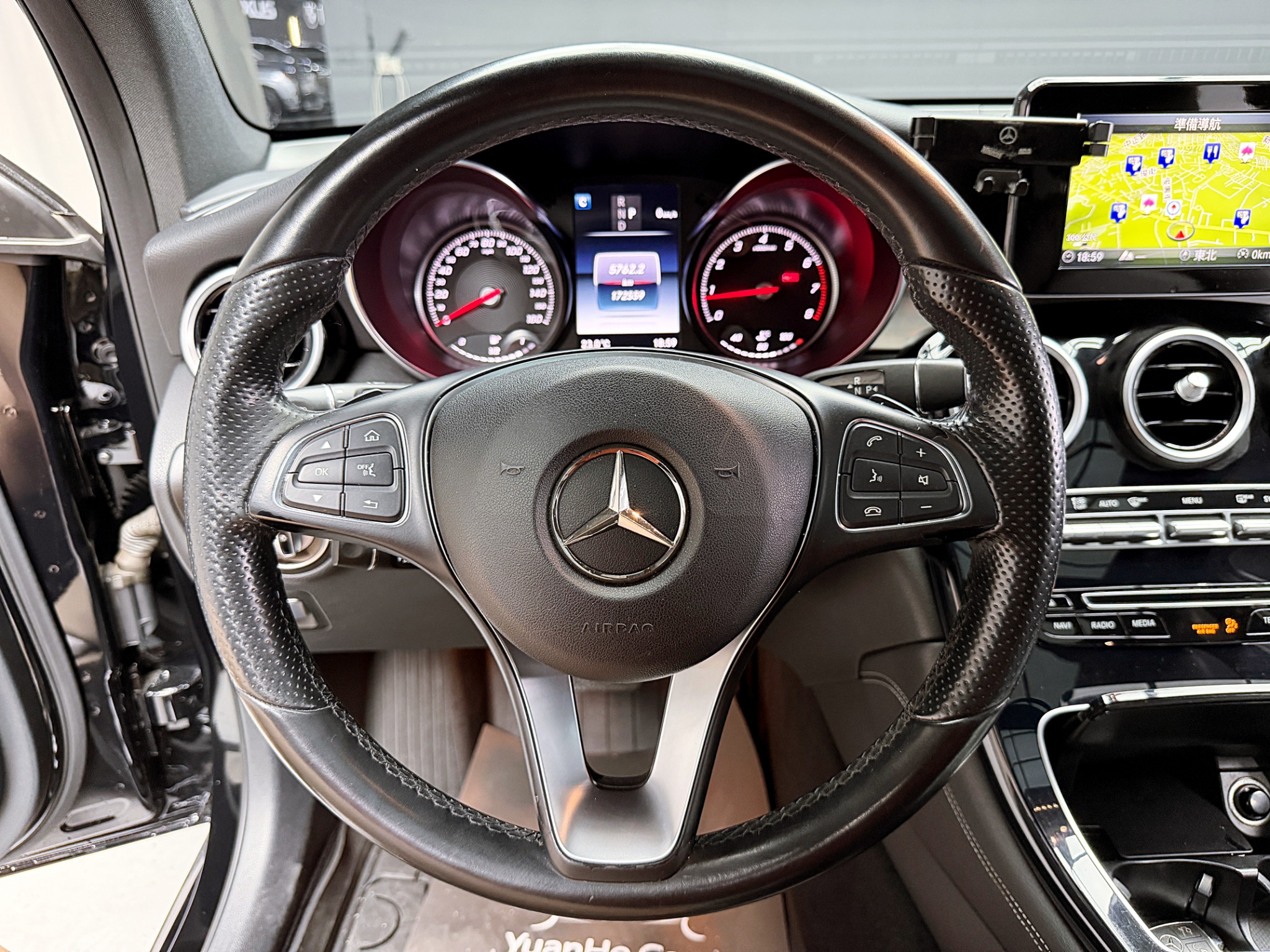 全台到府賞車 2016 Benz GLC300 X253型『小李經理』元禾國際車業/中古車/促銷中  第8張相片