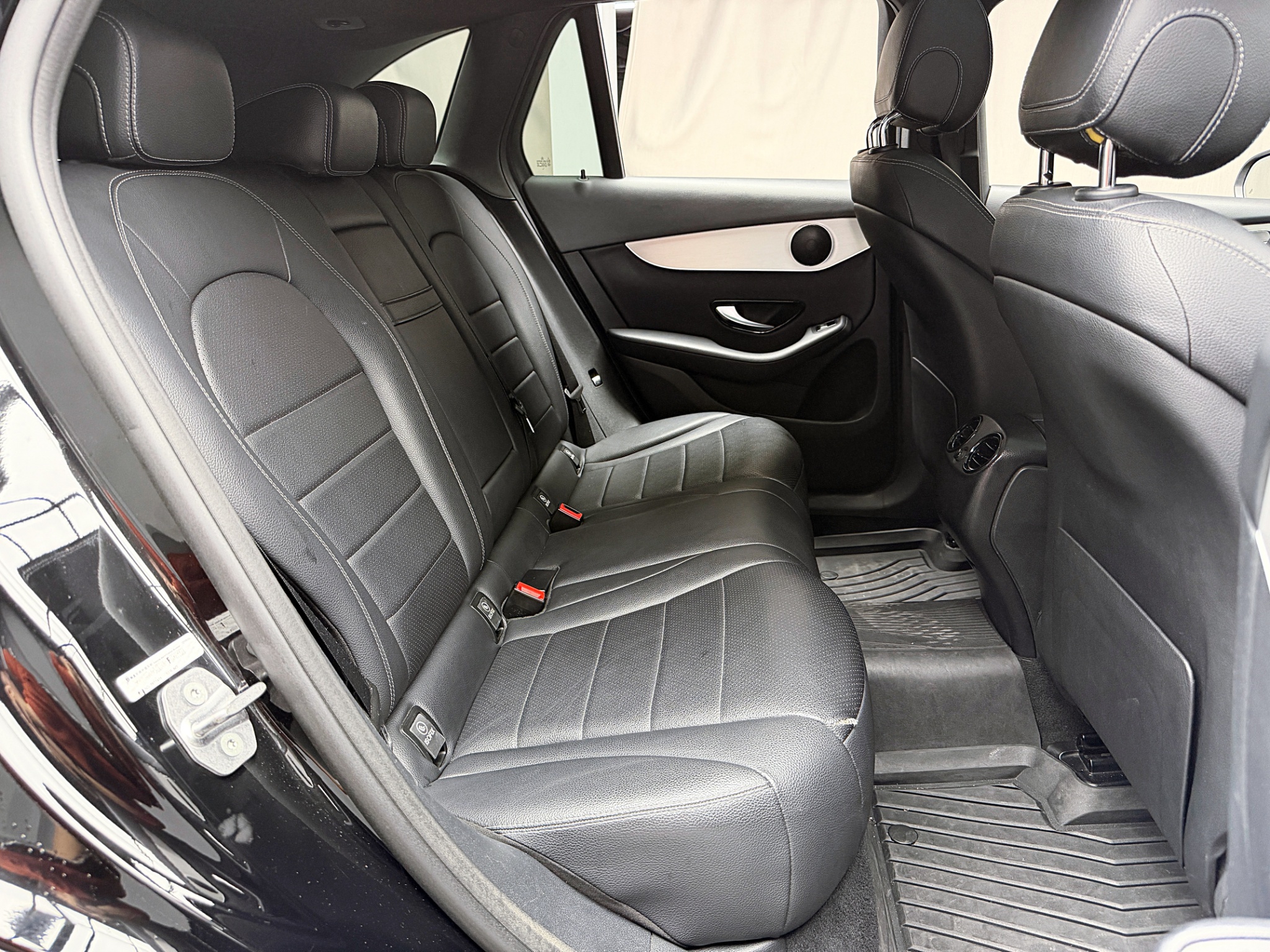 全台到府賞車 2016 Benz GLC300 X253型『小李經理』元禾國際車業/中古車/促銷中  第13張相片