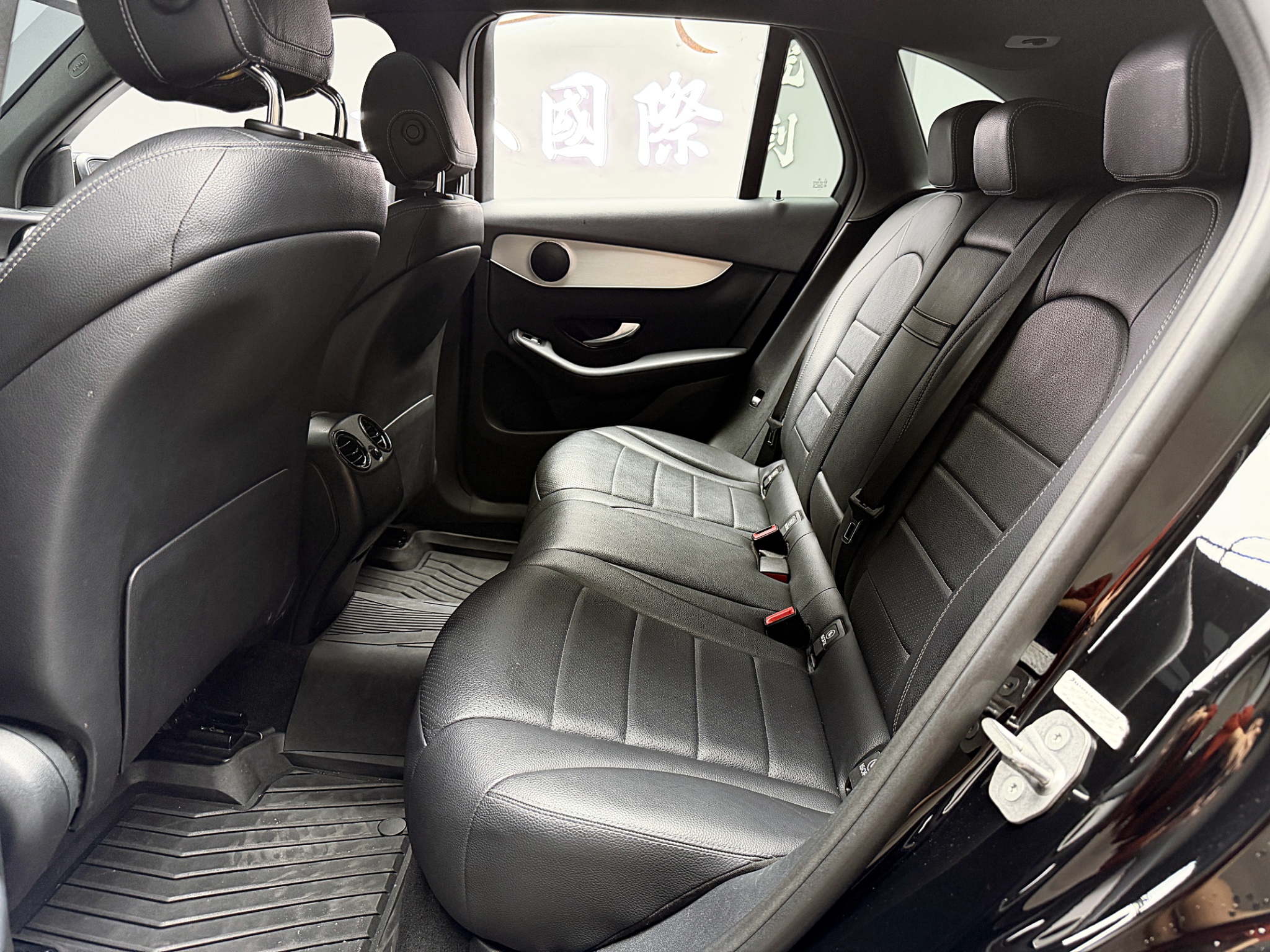 全台到府賞車 2016 Benz GLC300 X253型『小李經理』元禾國際車業/中古車/促銷中  第15張相片