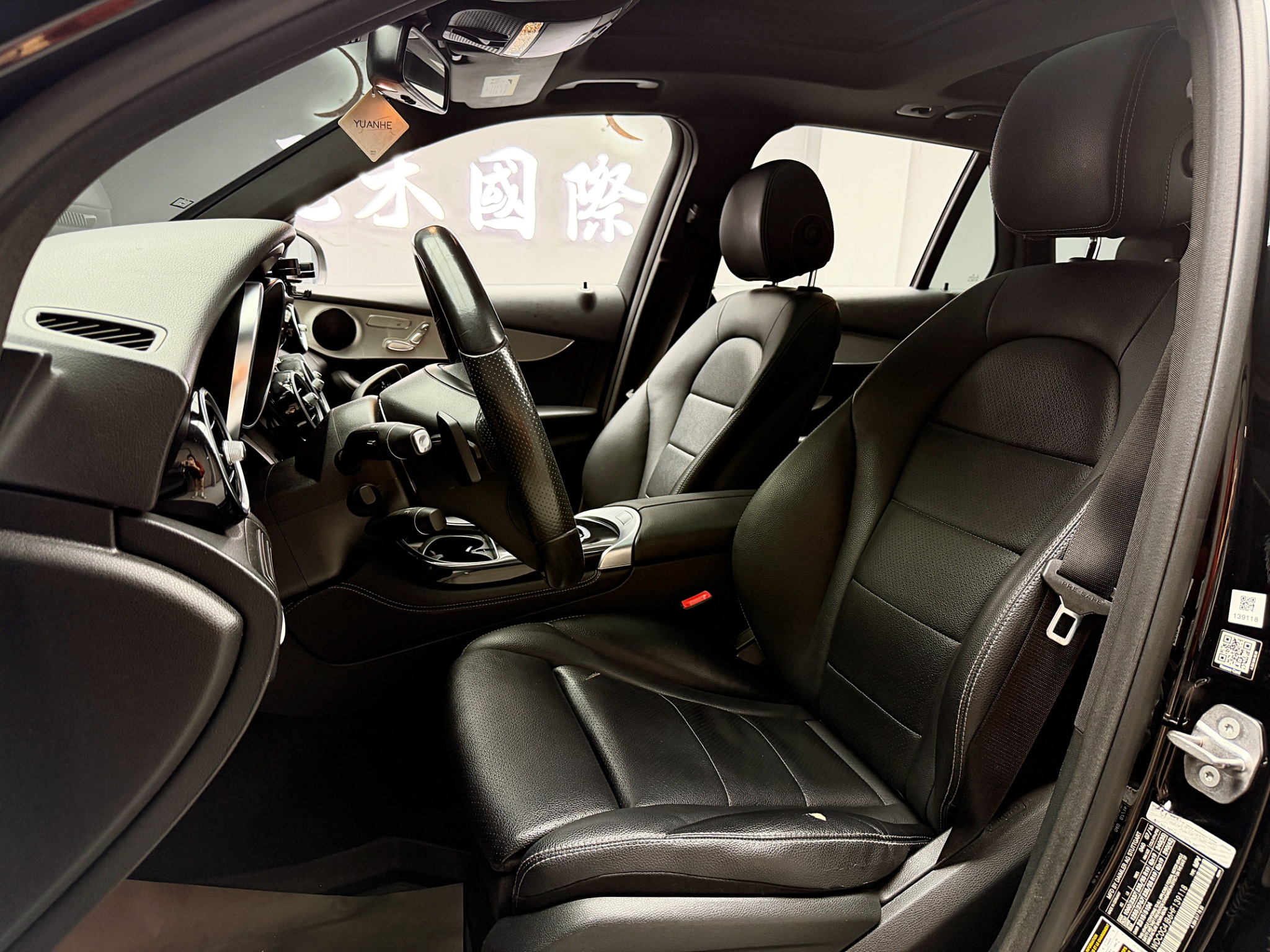 全台到府賞車 2016 Benz GLC300 X253型『小李經理』元禾國際車業/中古車/促銷中  第16張相片