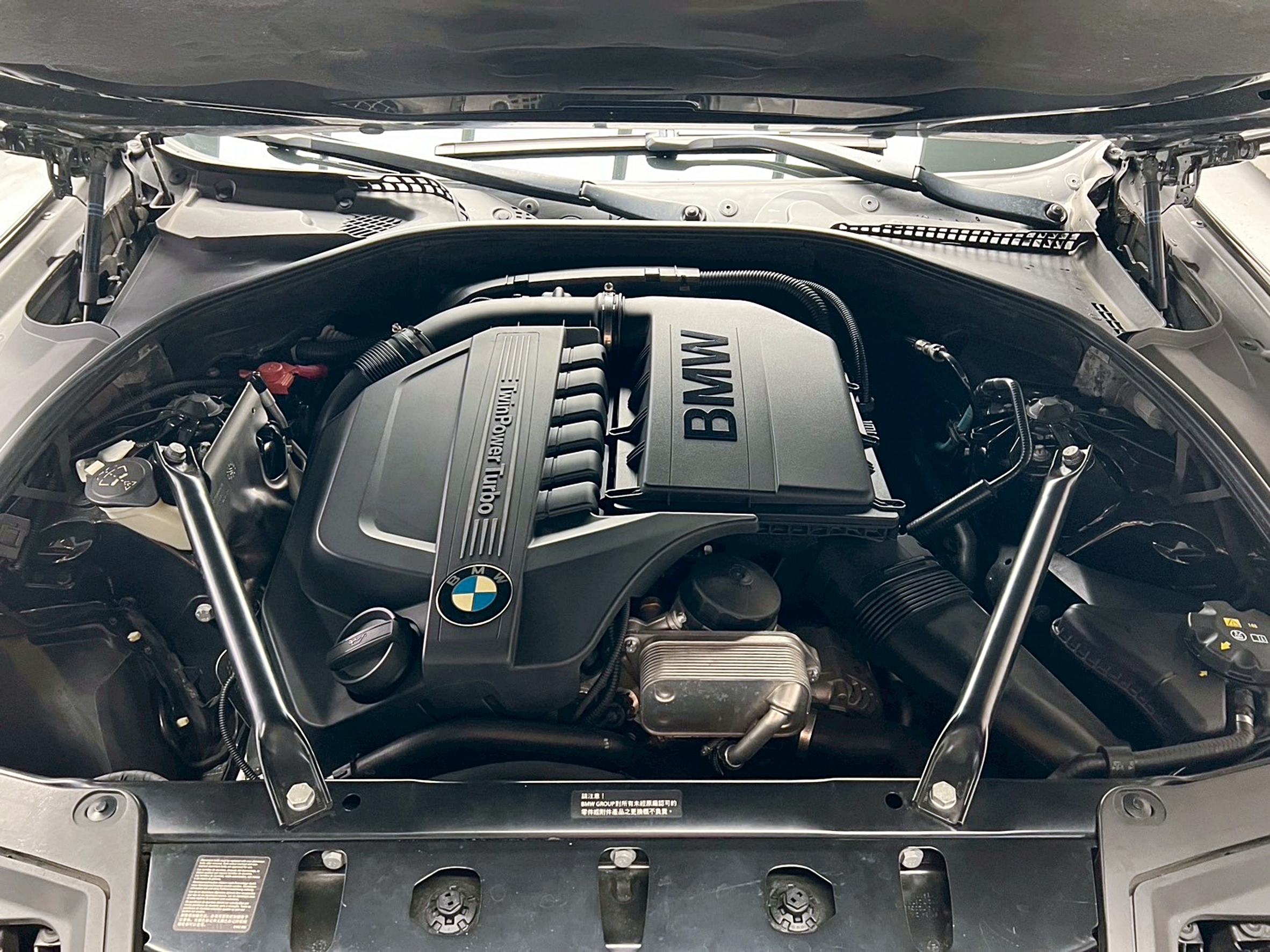 全台到府賞車 2015 BMW 535i Sedan Luxury Line F10型『小李經理』元禾國際車業/中古車/促銷中  第17張相片