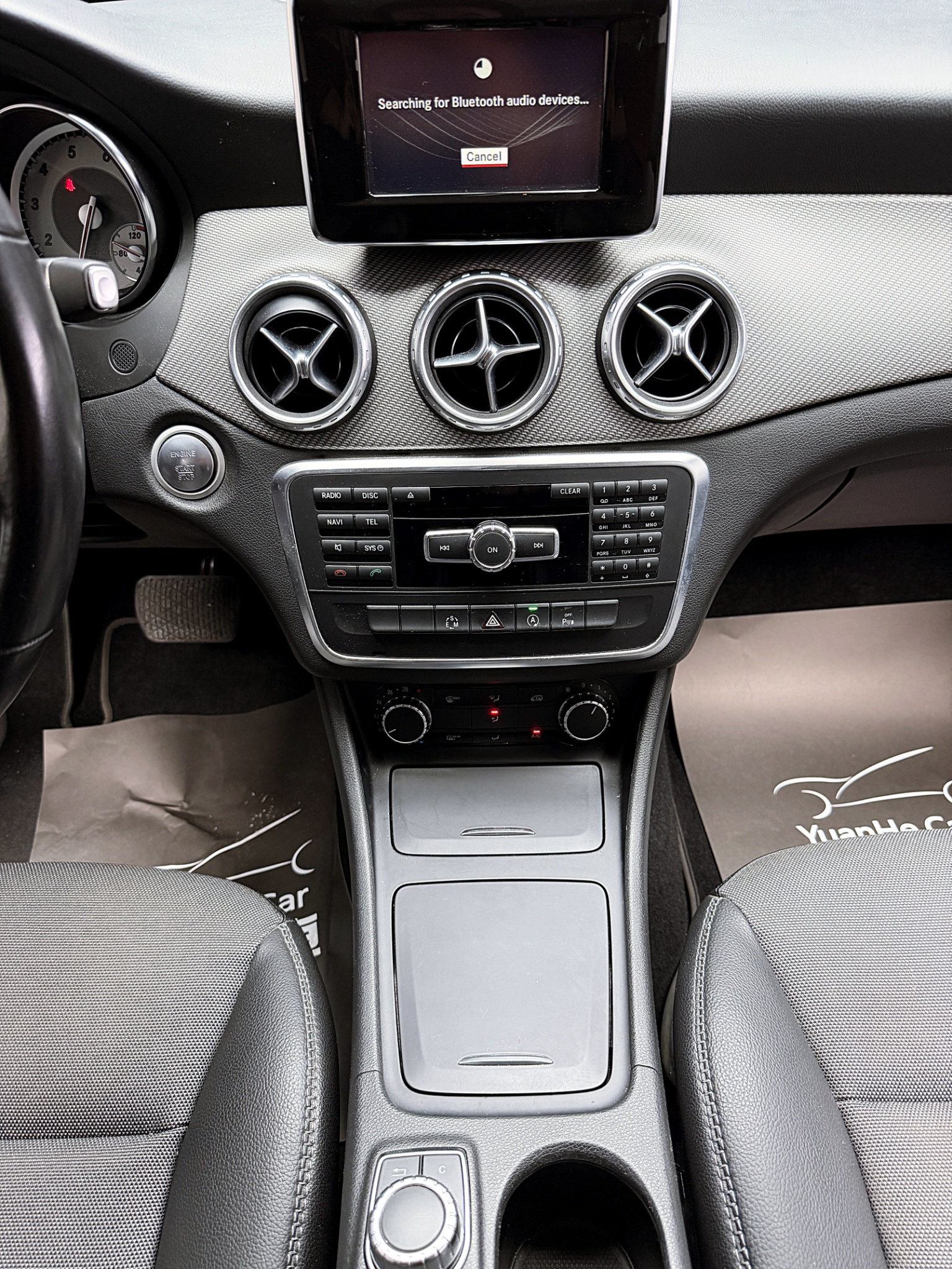 全台到府賞車 2015 Benz GLA180 X156型『小李經理』元禾國際車業/中古車/促銷中  第8張相片