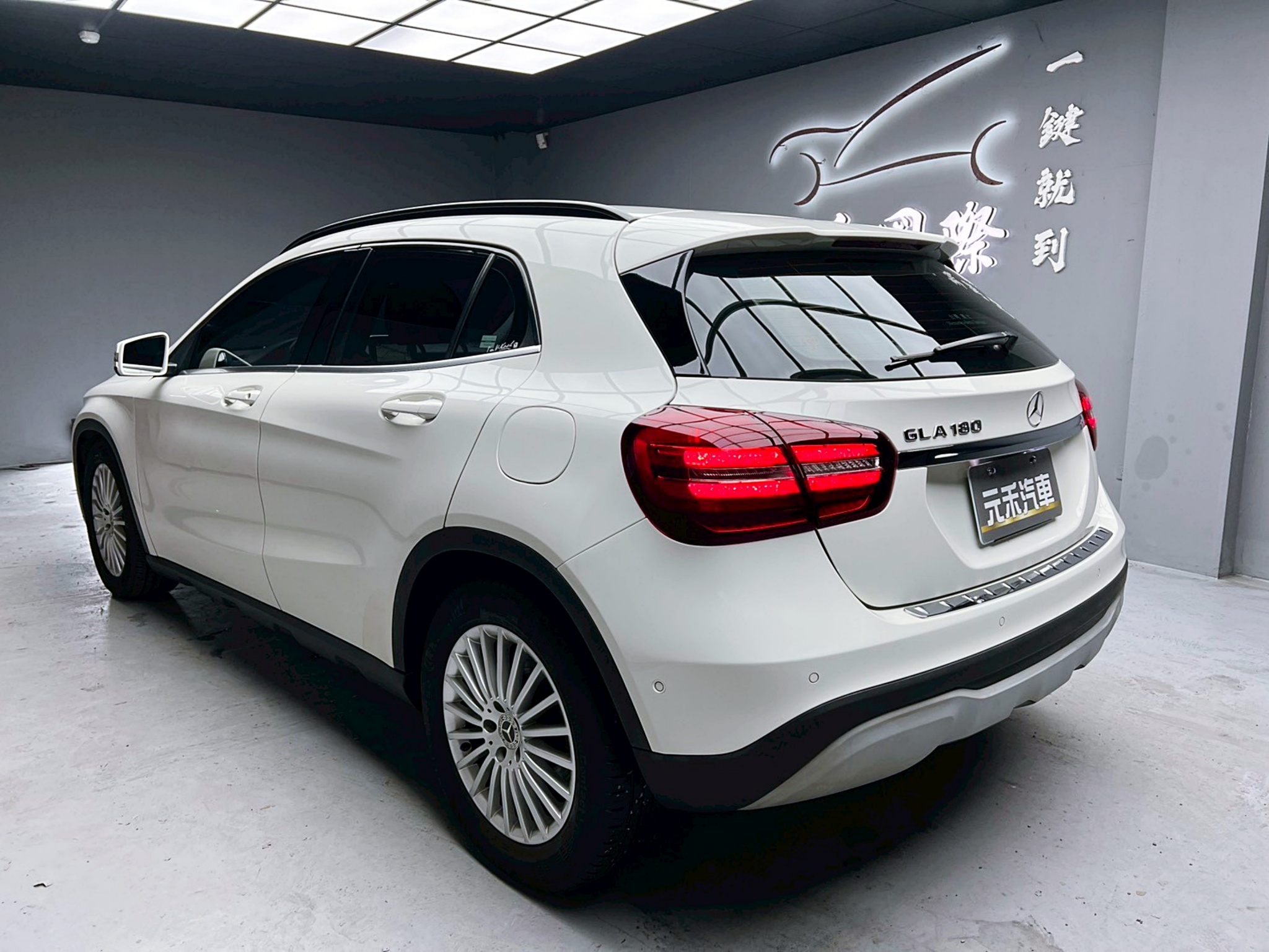 全台到府賞車 2017/18 Benz GLA180 X156型『小李經理』元禾國際車業/中古車/促銷中  第3張相片