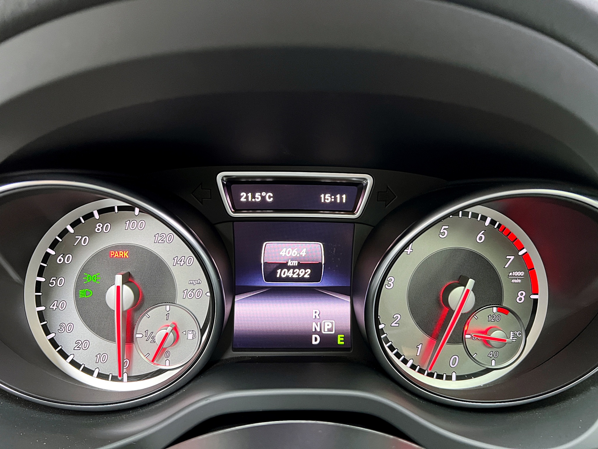 全台到府賞車 2015 Benz GLA250 X156型『小李經理』元禾國際車業/中古車/促銷中  第7張相片