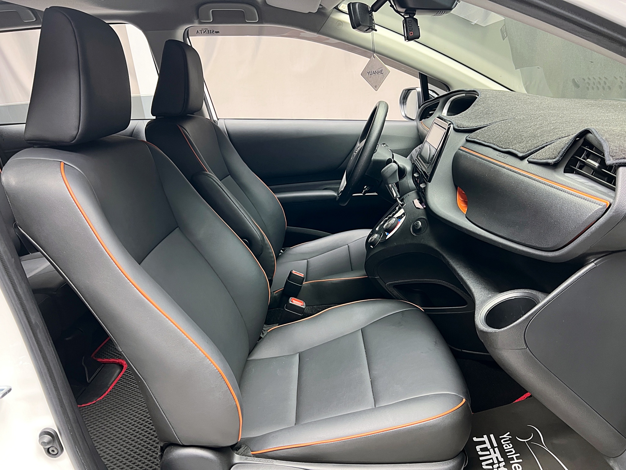 全台到府賞車 2022 Toyota Sienta 7人座豪華＋『小李經理』元禾國際車業/中古車/促銷中  第10張相片