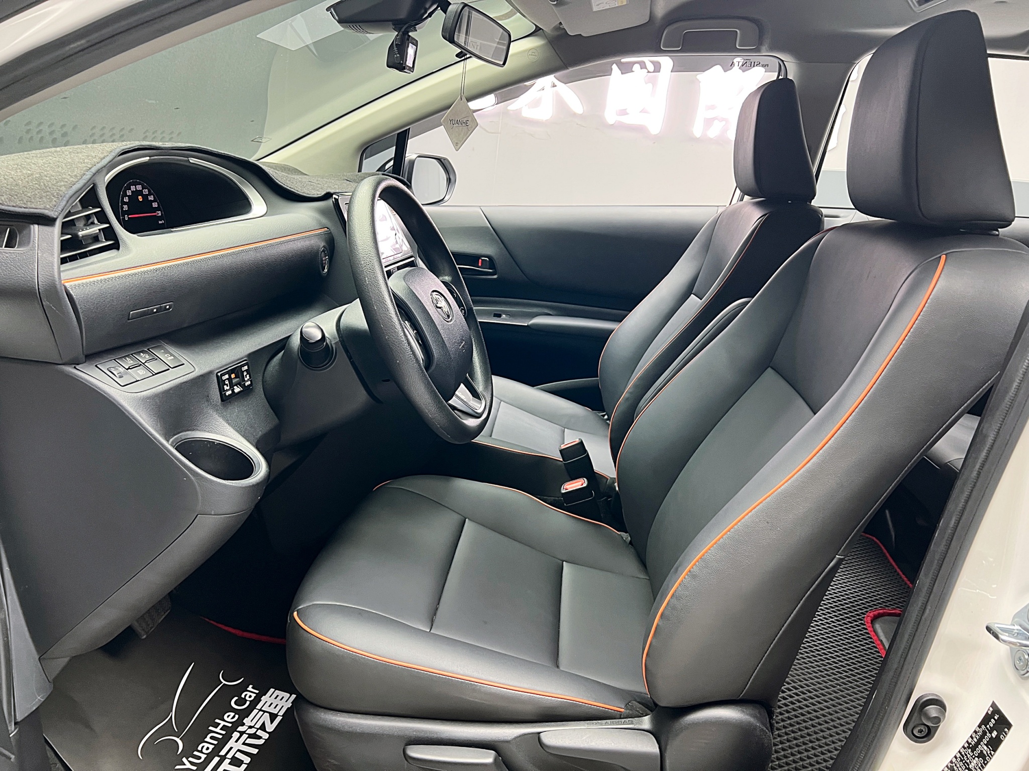 全台到府賞車 2022 Toyota Sienta 7人座豪華＋『小李經理』元禾國際車業/中古車/促銷中  第13張相片
