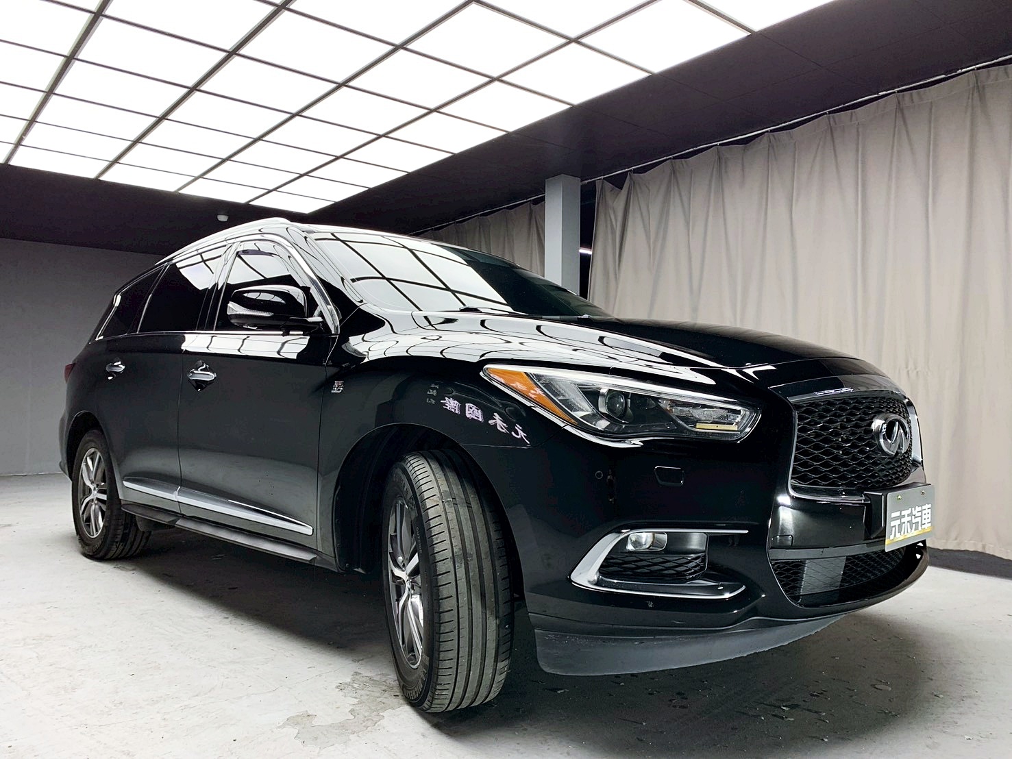 全台到府賞車 2016/17 Infiniti QX60 V6七人座豪華款『小李經理』元禾國際車業/中古車/促銷中  第19張相片