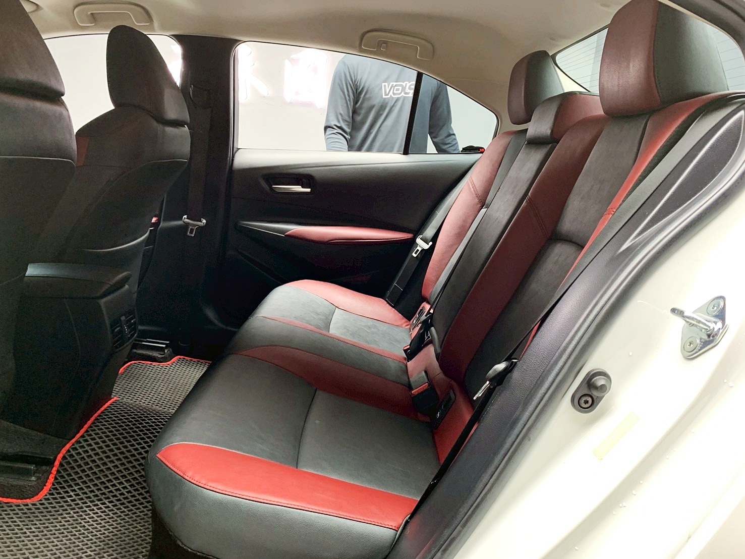 全台到府賞車 2020/21 Toyota Corolla Altis Hybrid GR Sport 多元改『小李經理』元禾國際車業/中古車/促銷中  第13張相片